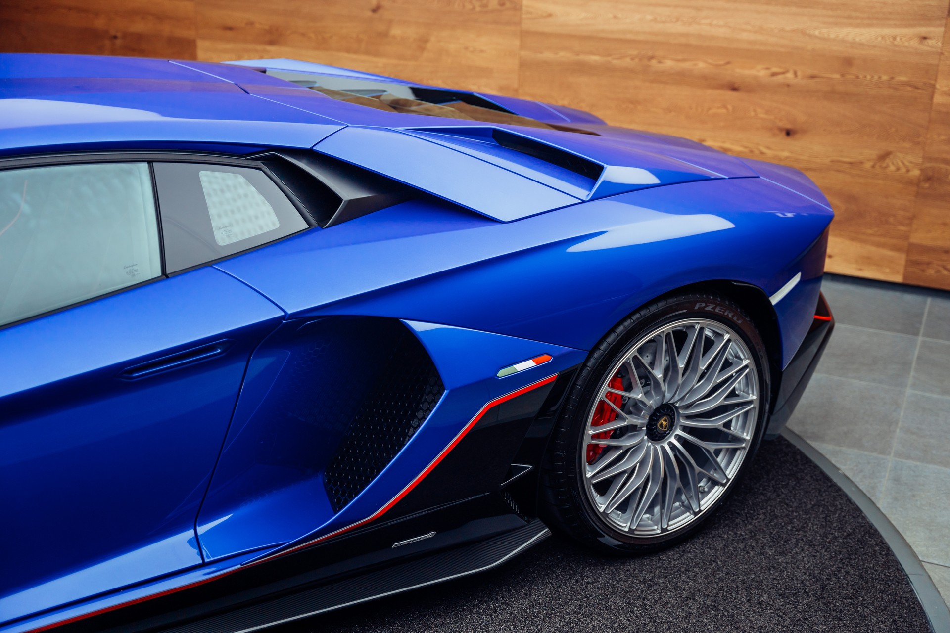 LAMBORGHINI Aventador LP780-4 Coupé E-Gear Ultimae-image-23