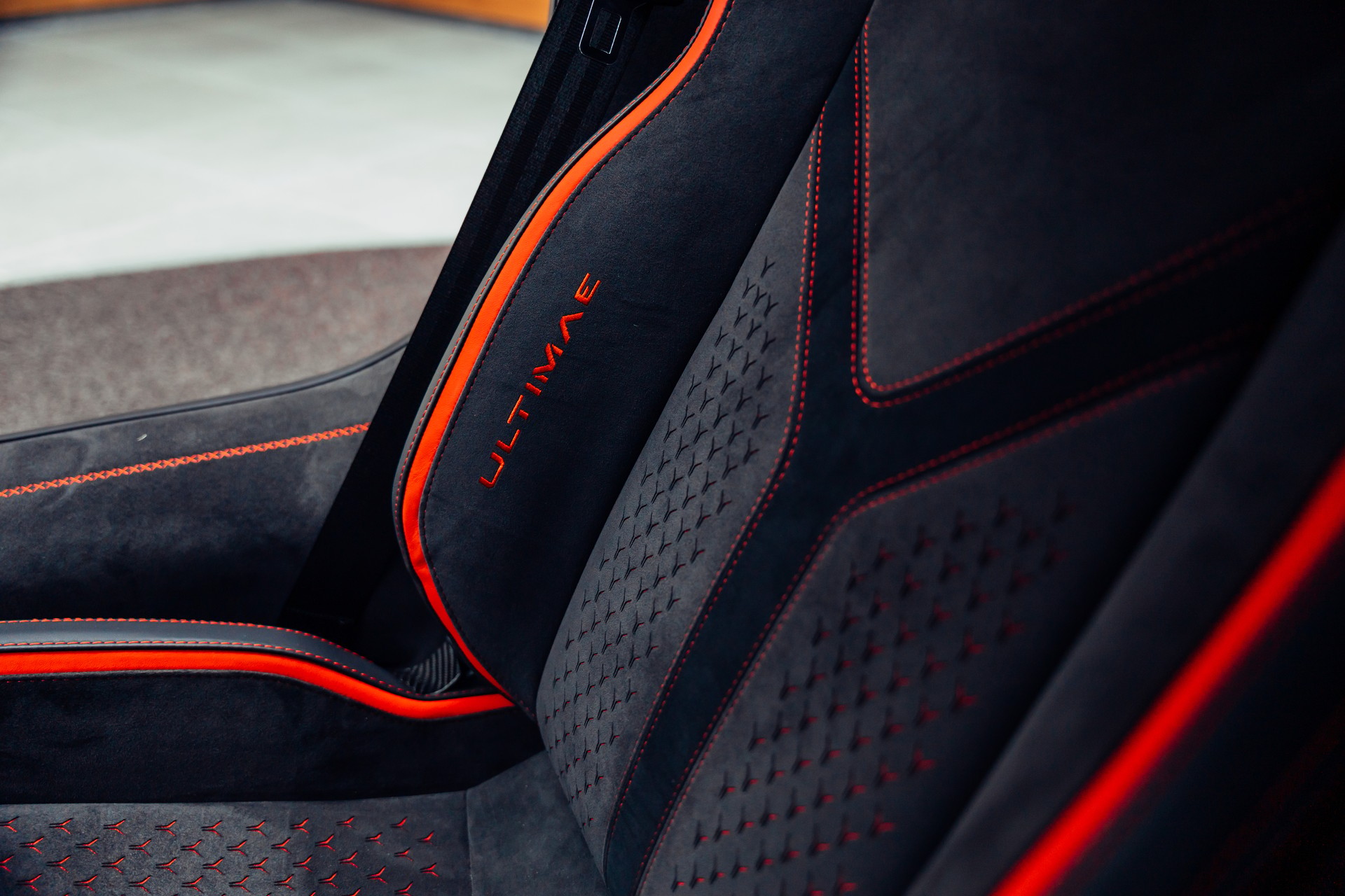 LAMBORGHINI Aventador LP780-4 Coupé E-Gear Ultimae-image-12