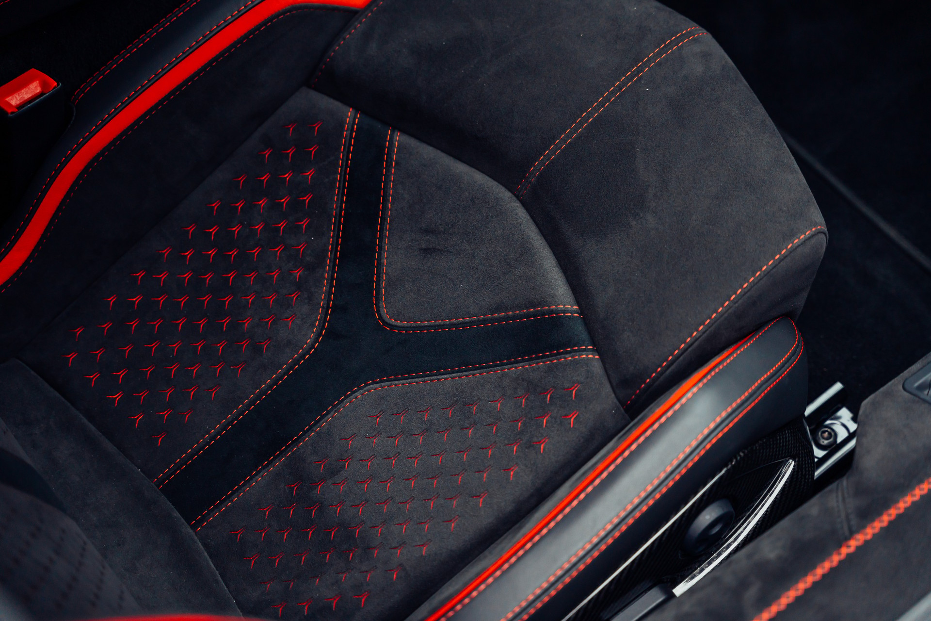LAMBORGHINI Aventador LP780-4 Coupé E-Gear Ultimae-image-16
