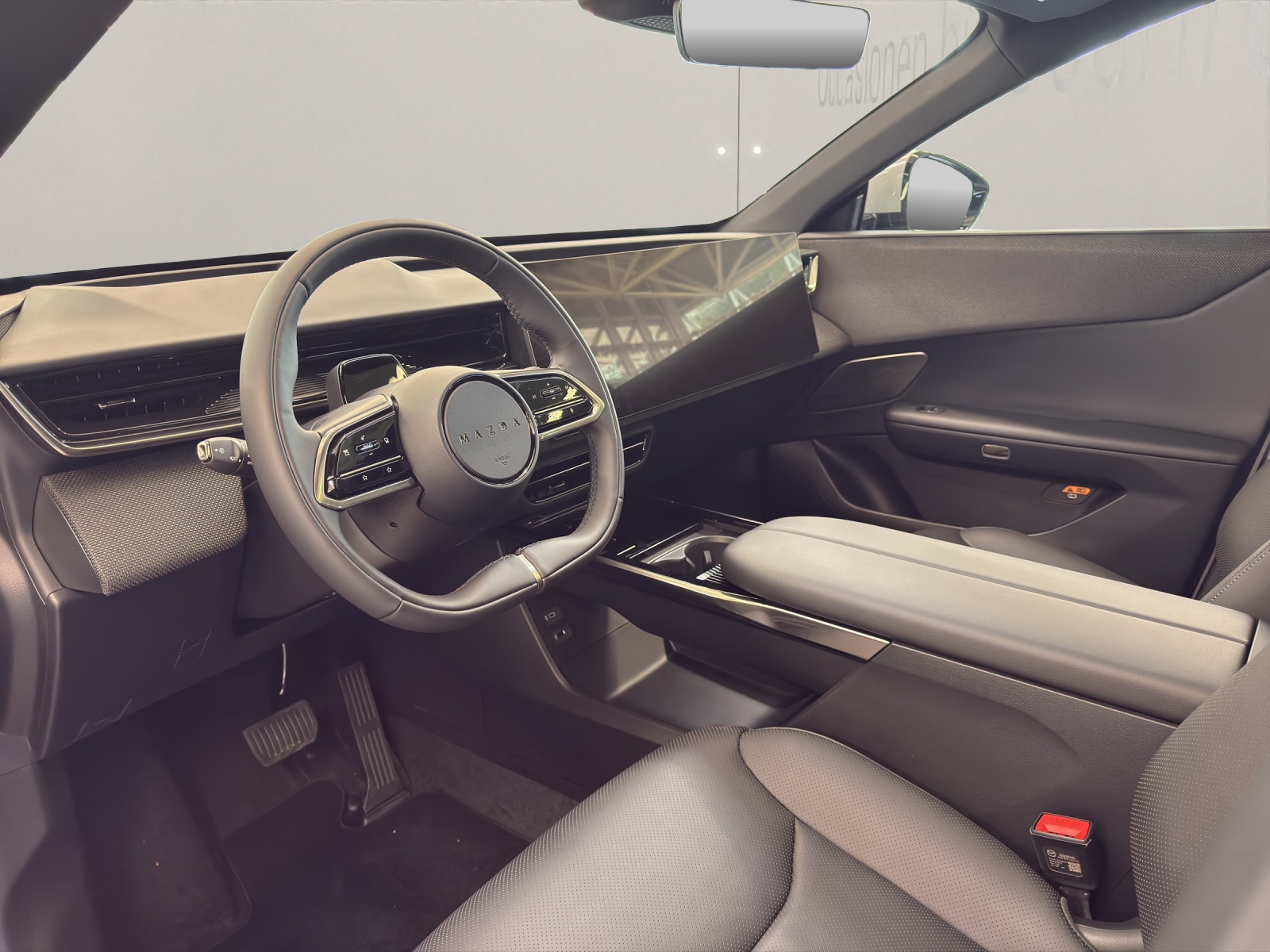 MAZDA CX-6e Takumi-image-4