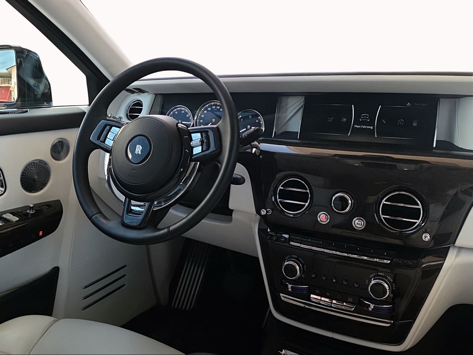 ROLLS-ROYCE Phantom 6.7 V12-image-16