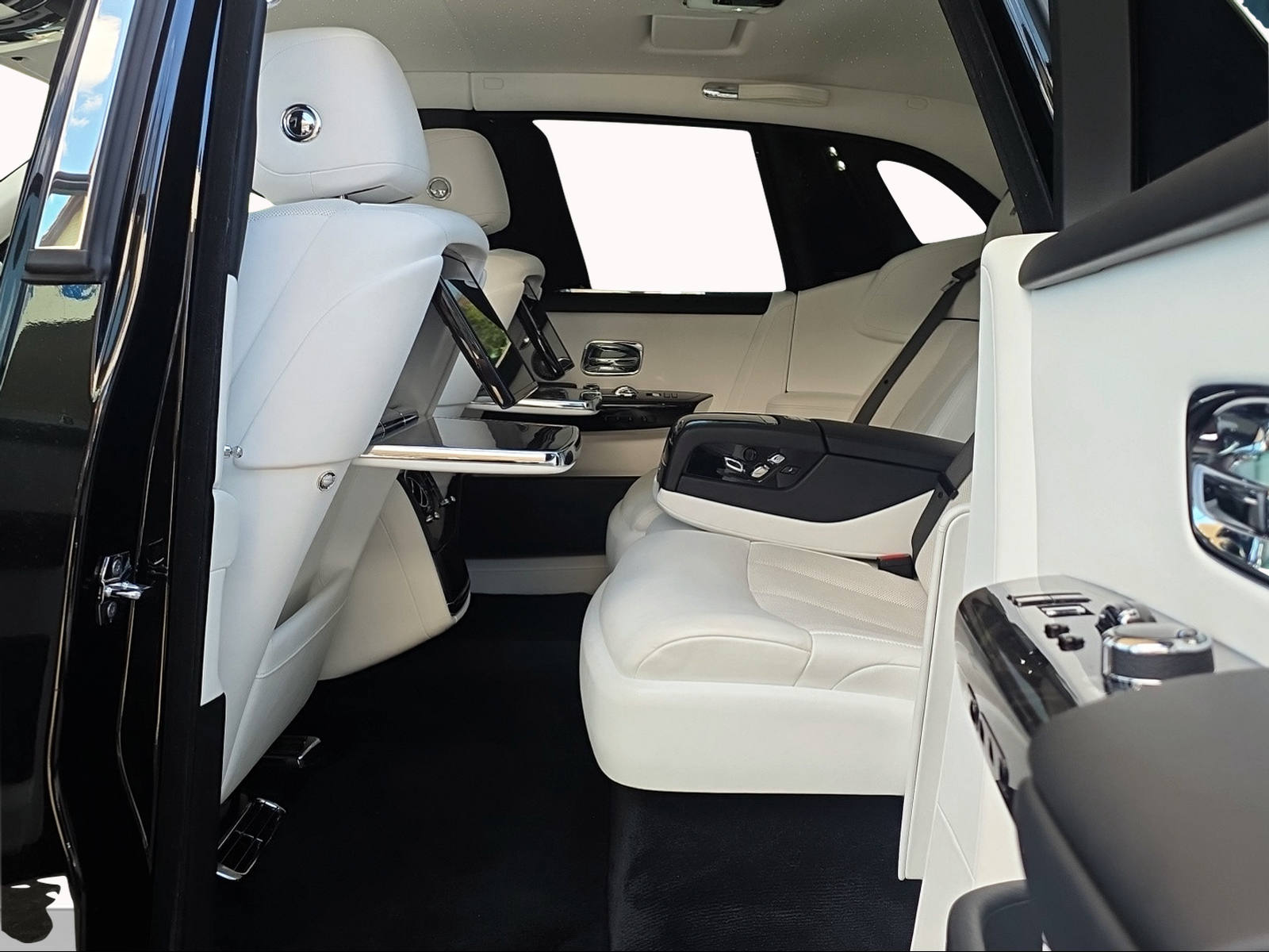 ROLLS-ROYCE Phantom 6.7 V12-image-18