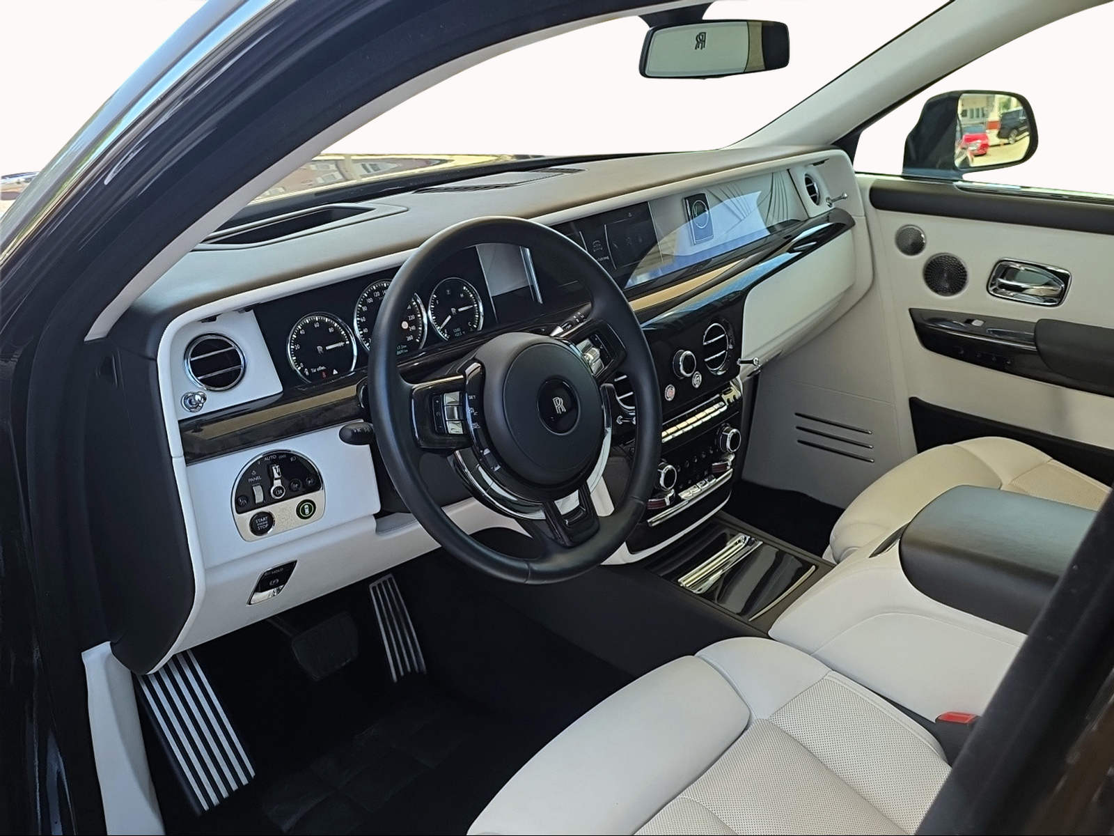 ROLLS-ROYCE Phantom 6.7 V12-image-11
