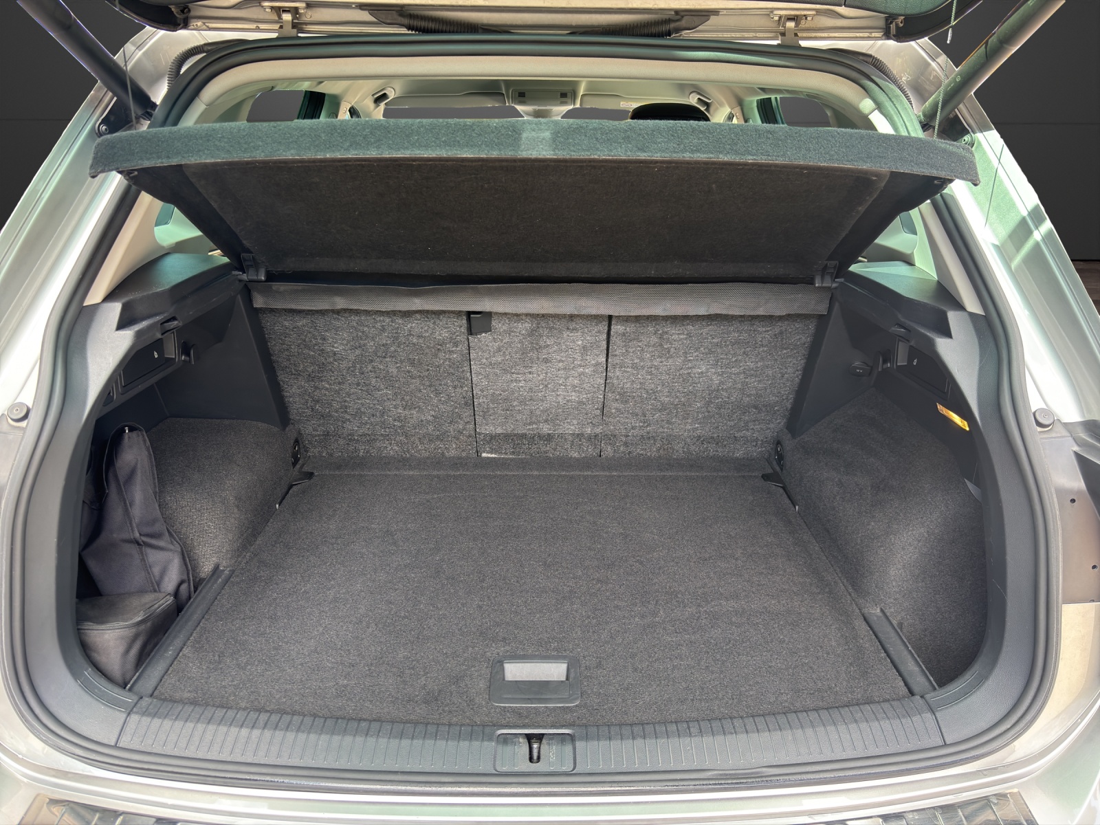 VW Tiguan 2.0 TDI SCR Highline 4Motion DSG-image-12