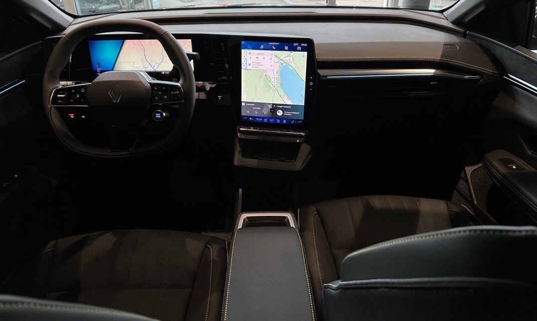 RENAULT Mégane E-TECH EV60 Iconic-image-8