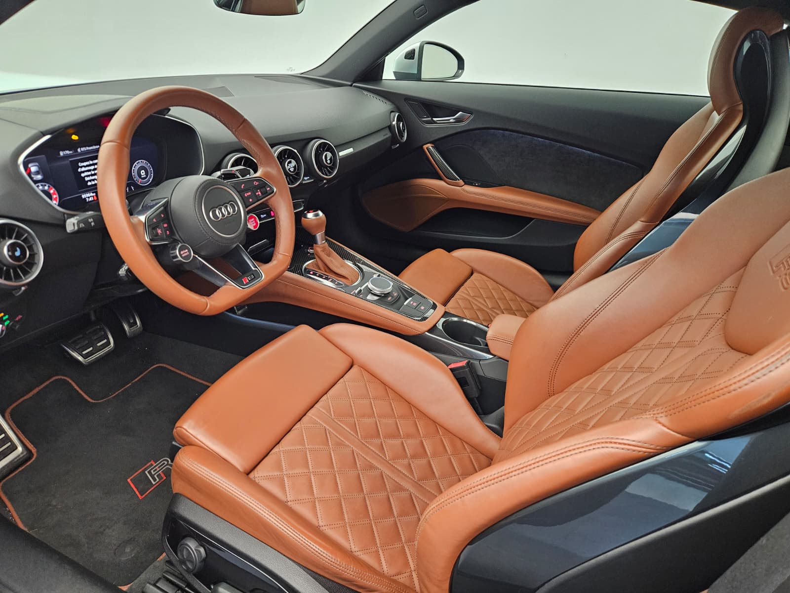 AUDI TT RS Coupé 2.5 TFSI quattro S-tronic-image-10