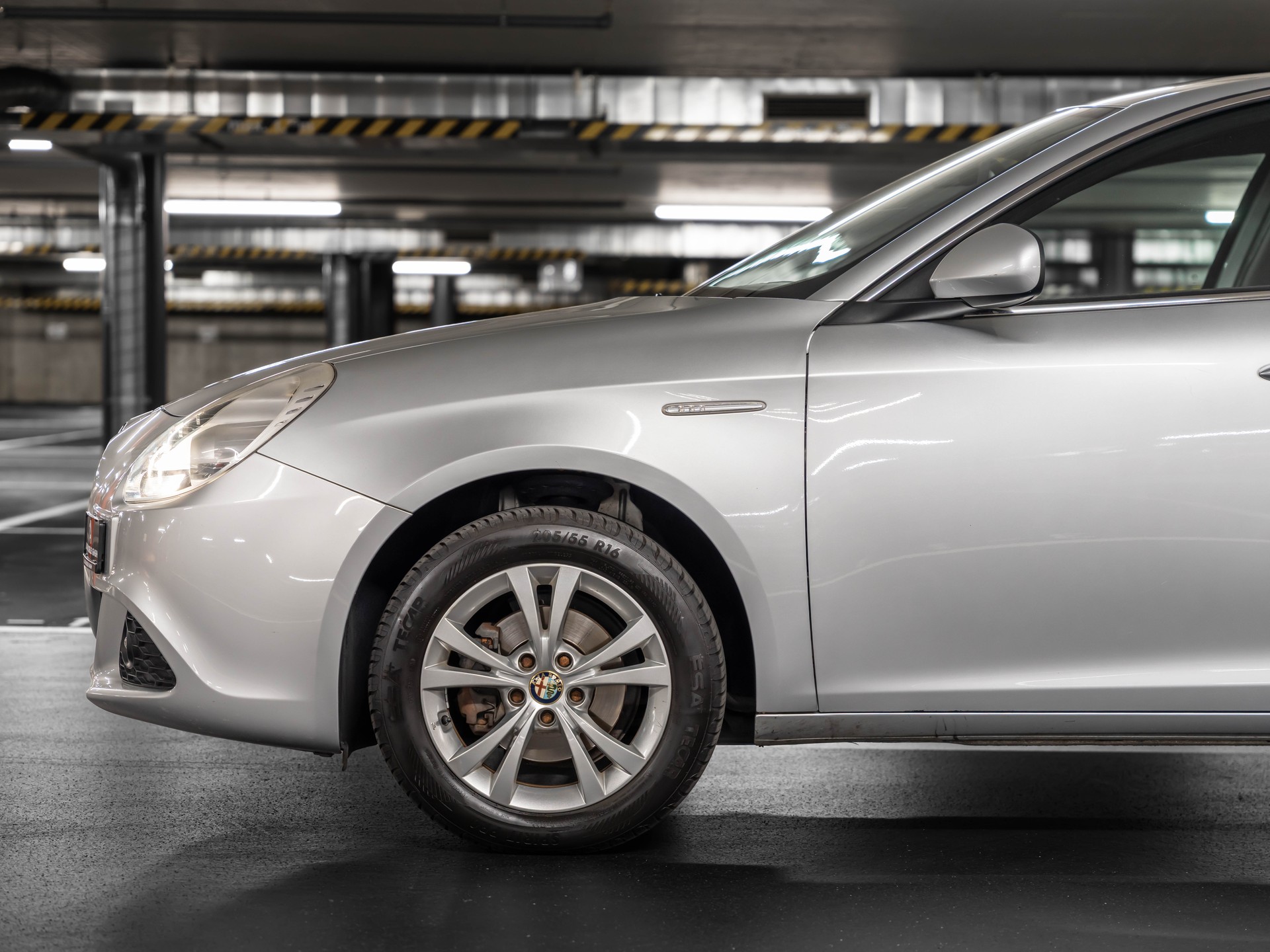 ALFA ROMEO Giulietta 1.4 T Distinctive-image-2