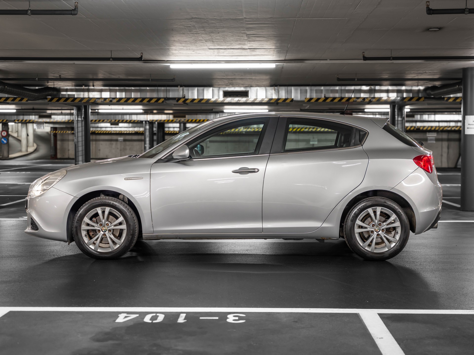 ALFA ROMEO Giulietta 1.4 T Distinctive-image-4