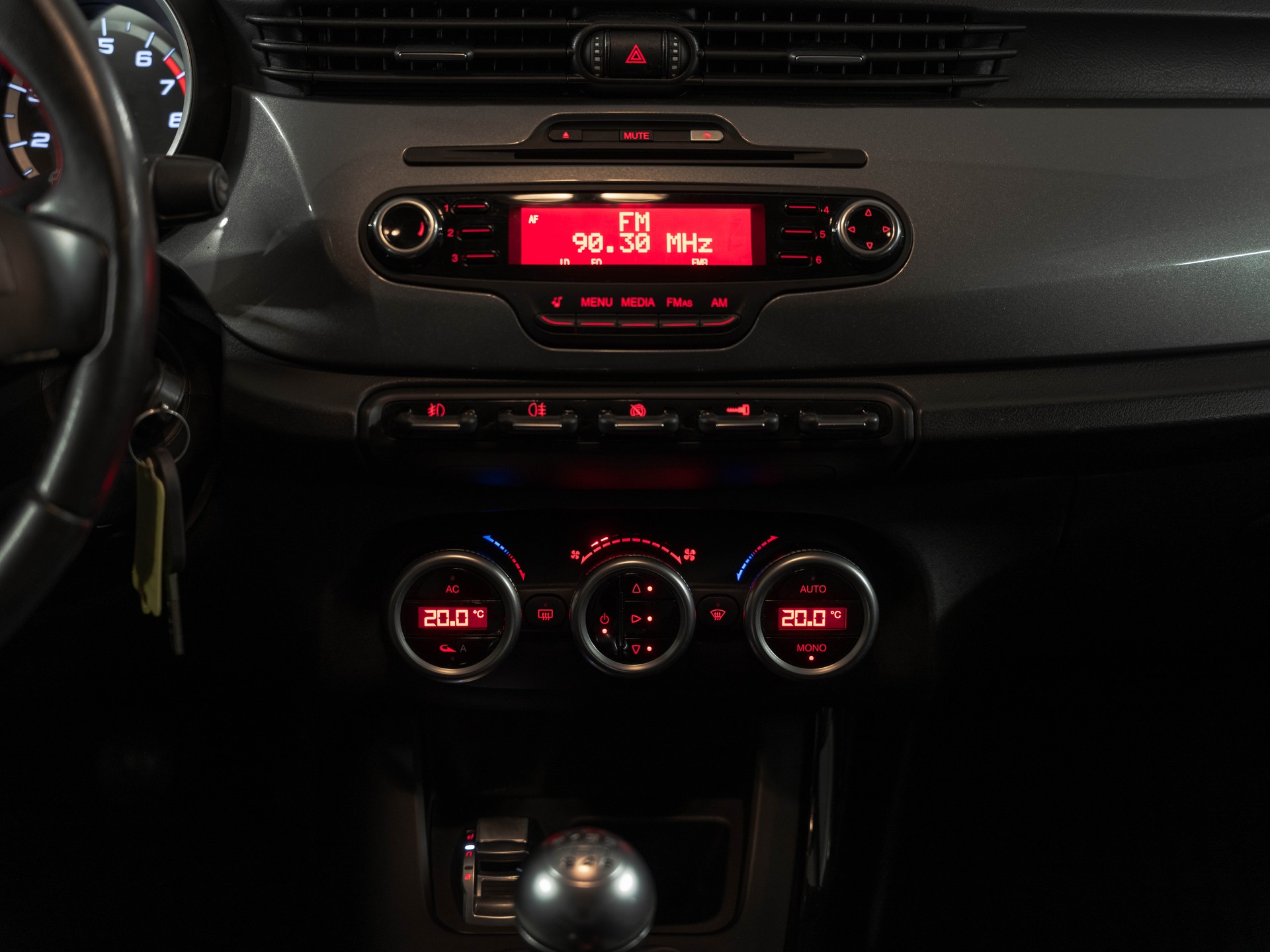 ALFA ROMEO Giulietta 1.4 T Distinctive-image-17