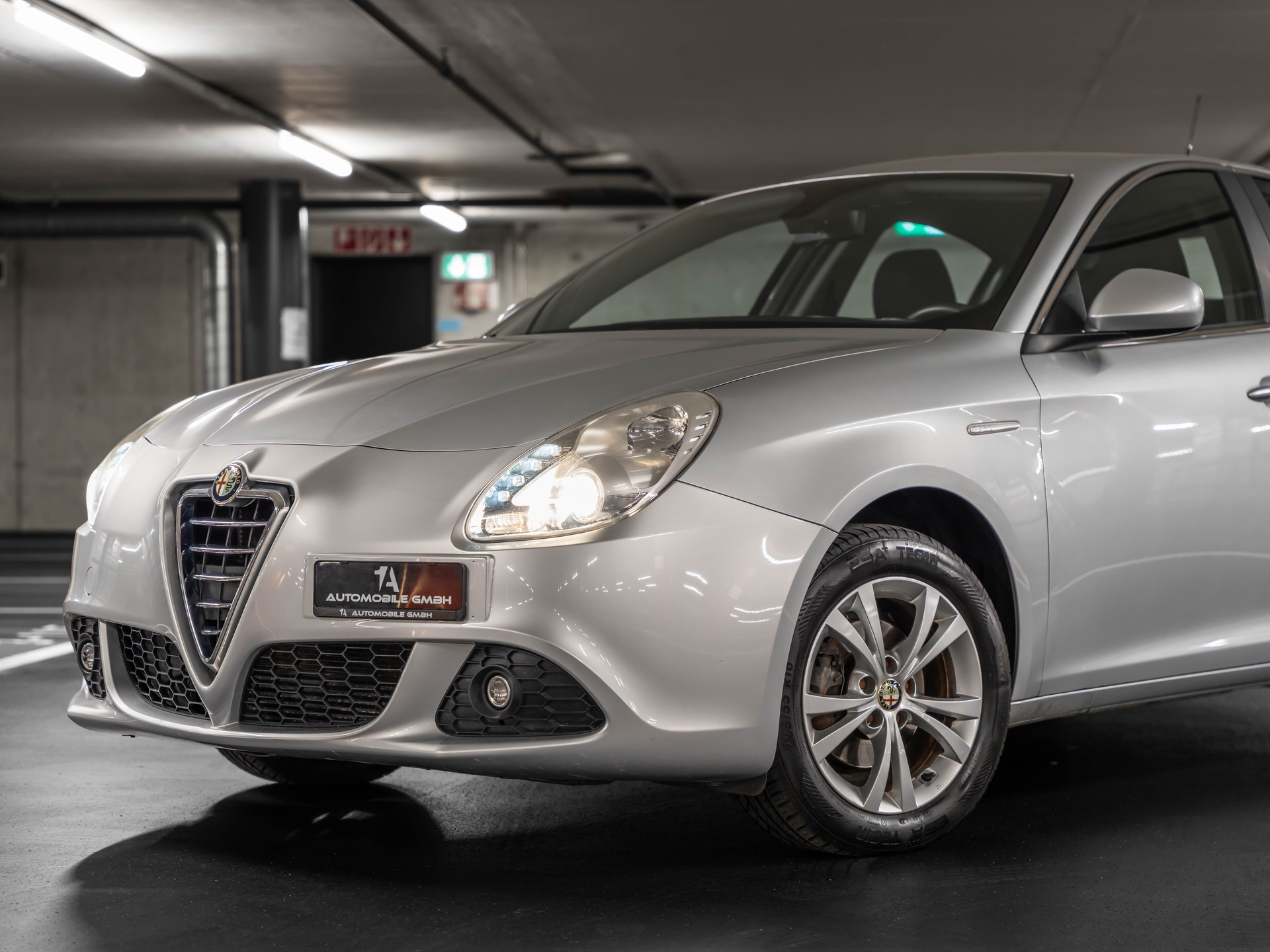 ALFA ROMEO Giulietta 1.4 T Distinctive-image-1