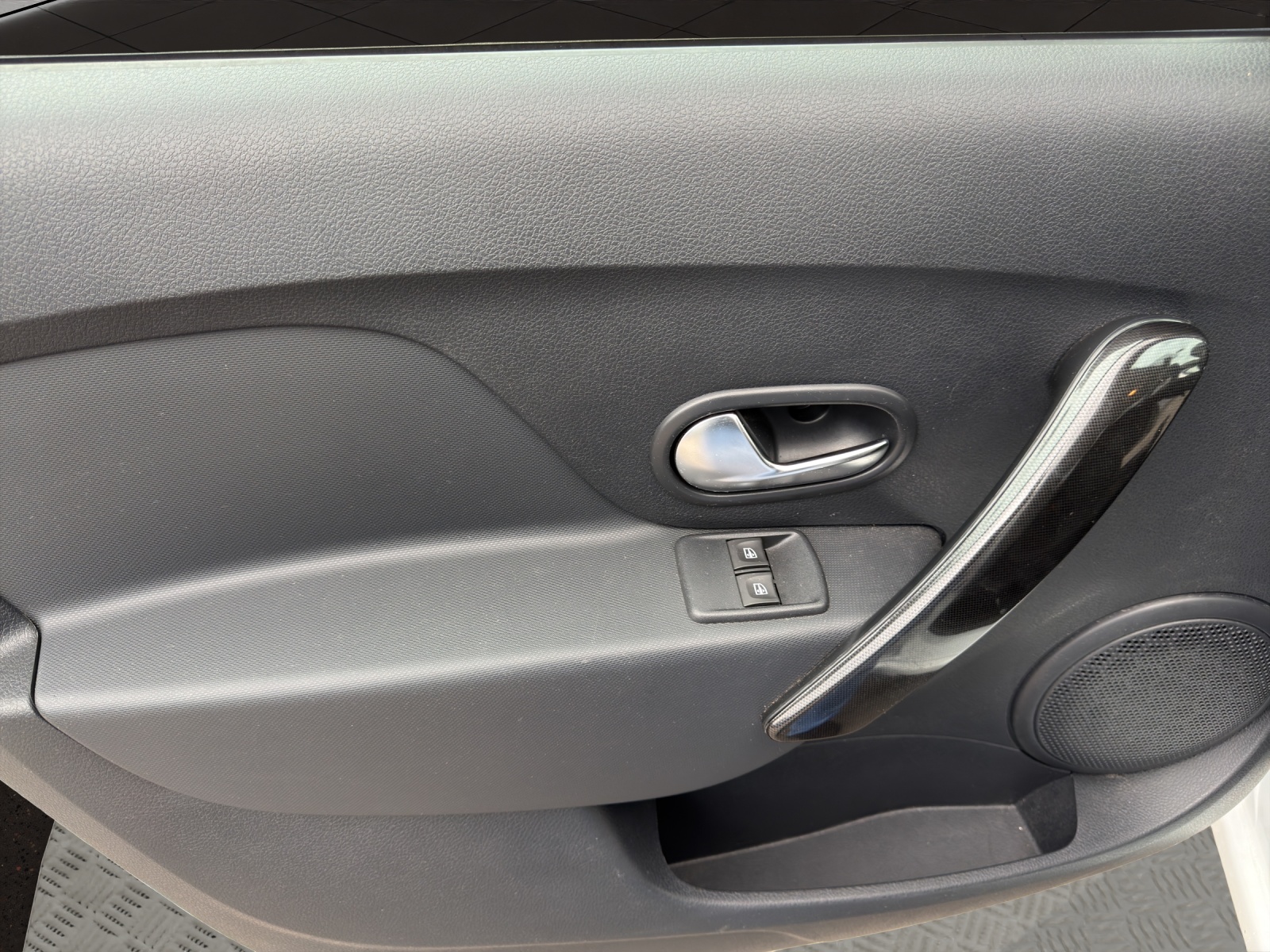 DACIA Sandero 1.0 Comfort-image-11