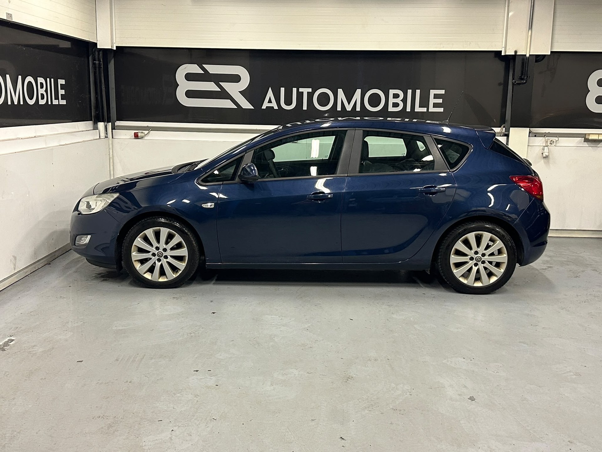 OPEL Astra 1.6i 16V Enjoy-image-5