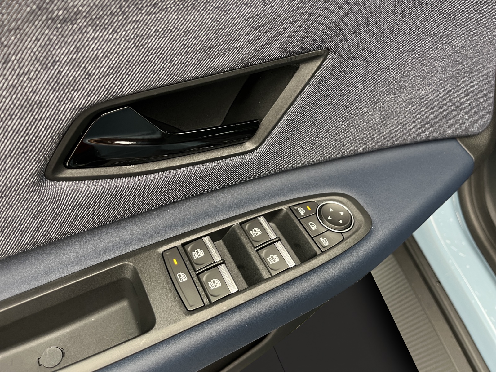 RENAULT R4 E-Tech Comfort Range plein sud techno-image-12