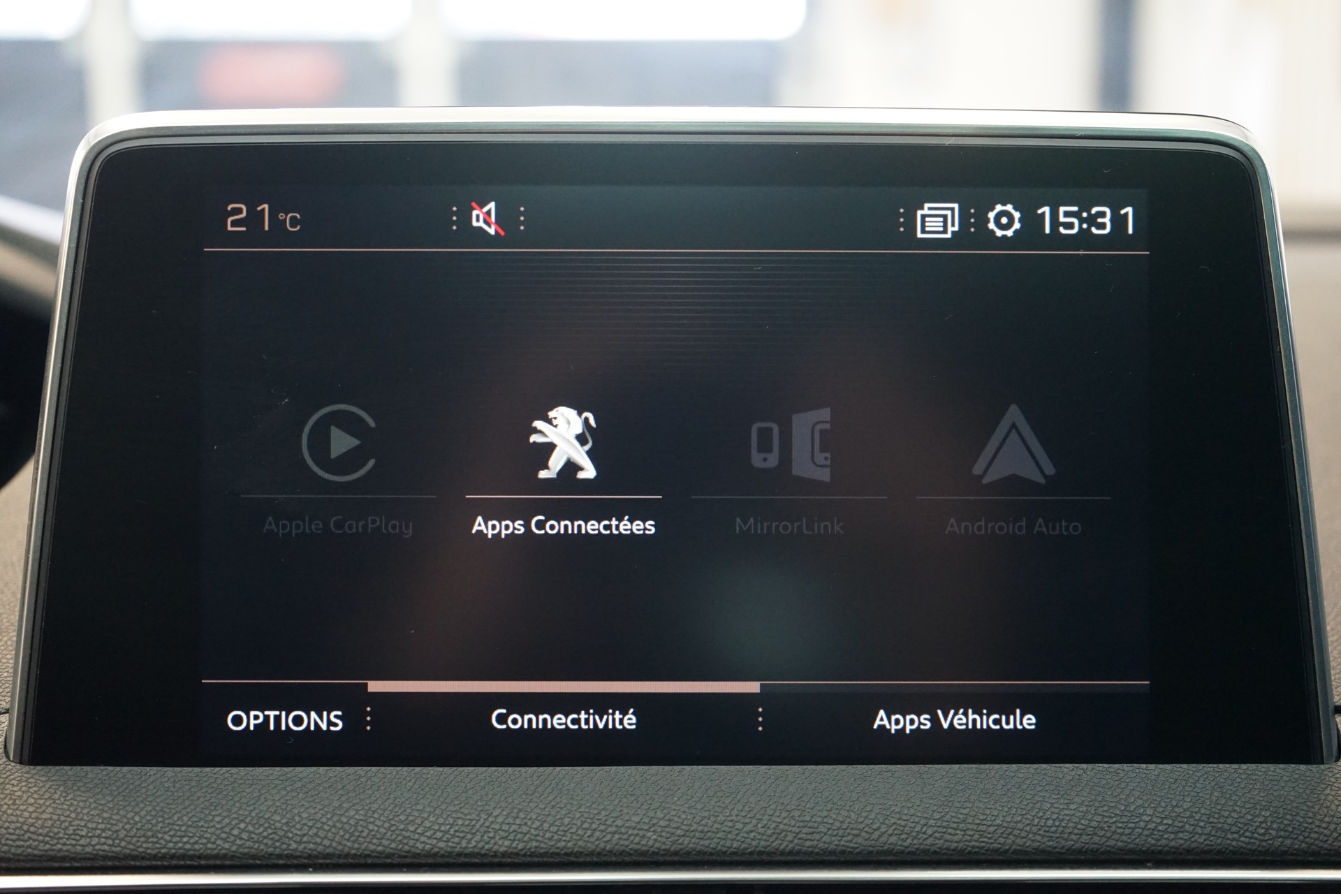PEUGEOT 5008 2.0 BlueHDi GT EAT-image-16