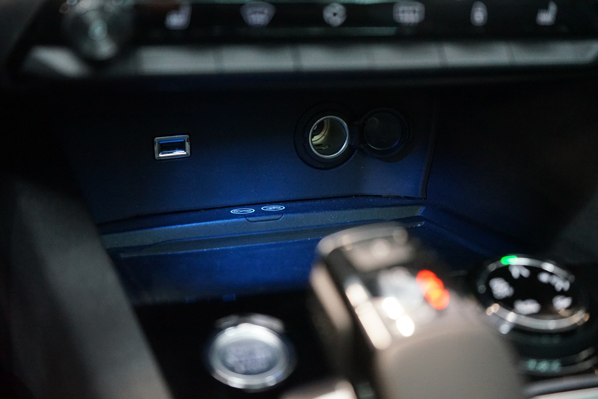 PEUGEOT 5008 2.0 BlueHDi GT EAT-image-20