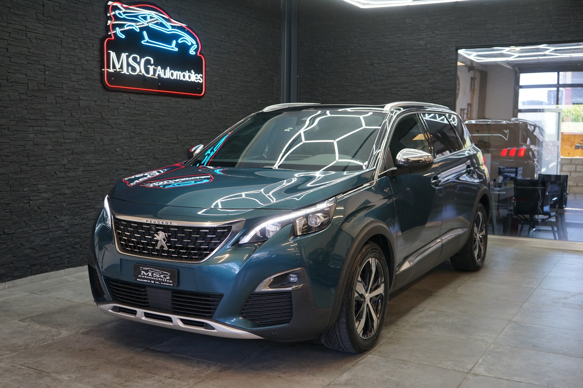 PEUGEOT 5008 2.0 BlueHDi GT EAT-image-0
