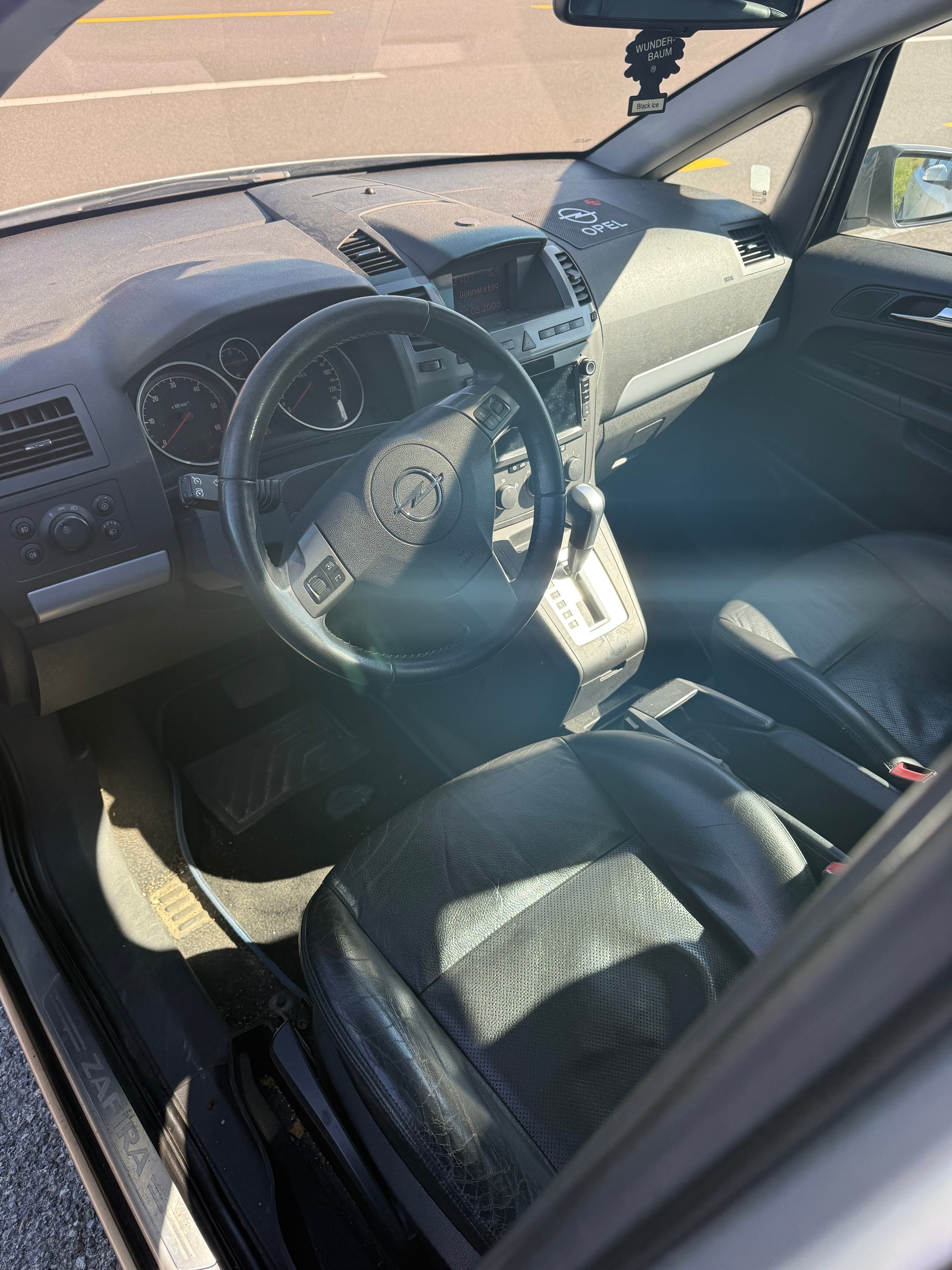 OPEL Zafira 1.9 CDTI Enjoy Automatic-image-5