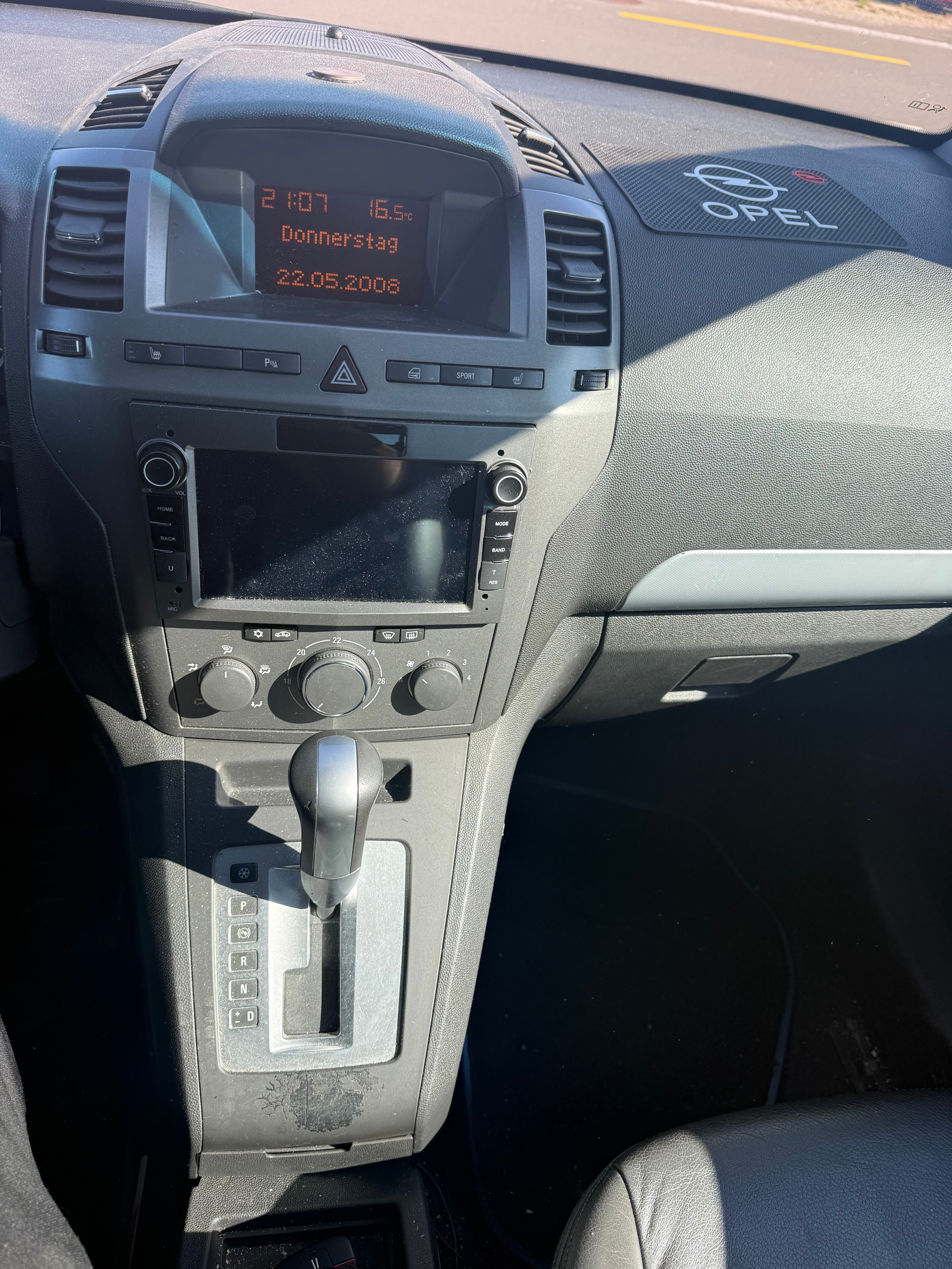 OPEL Zafira 1.9 CDTI Enjoy Automatic-image-6