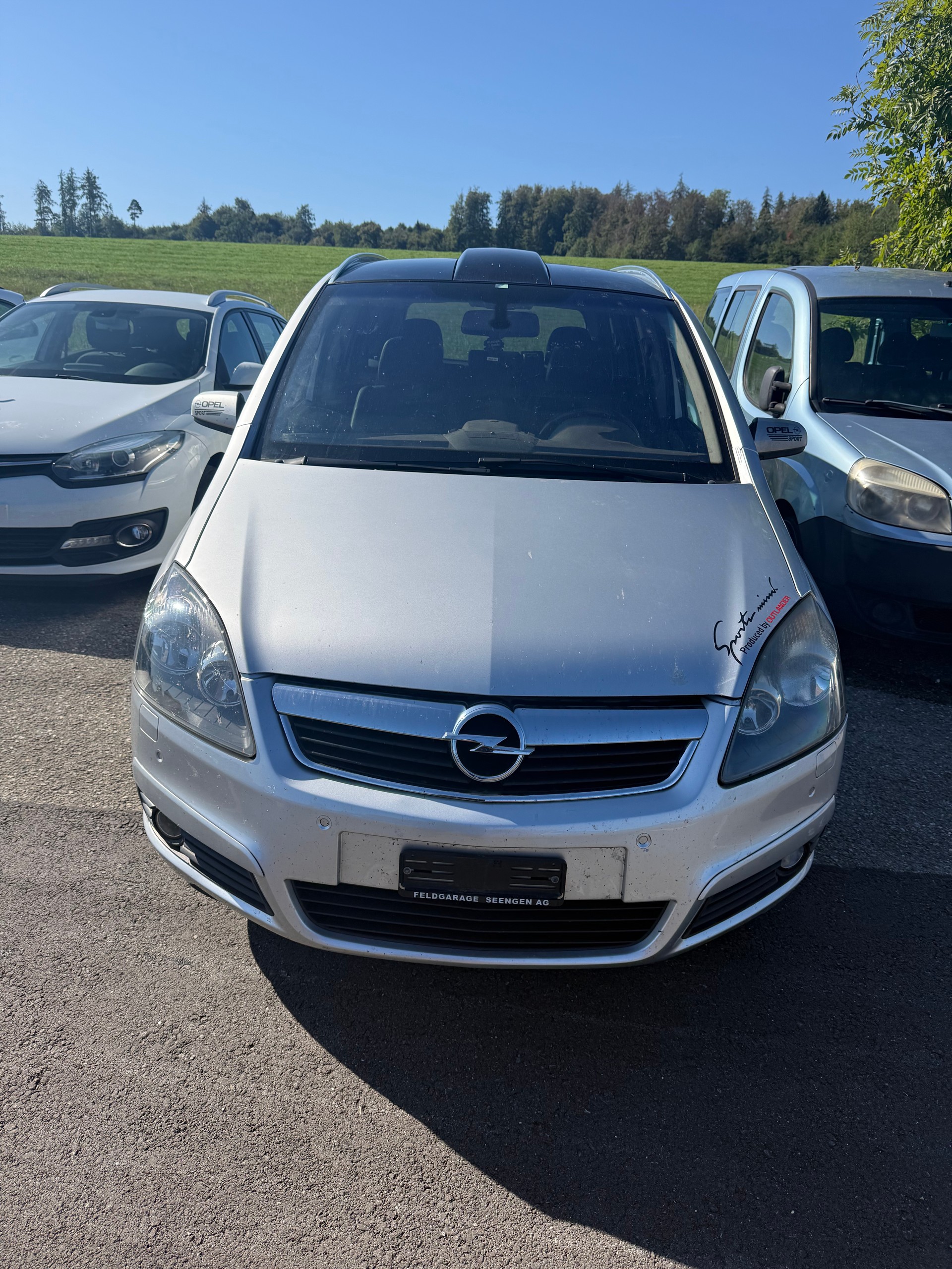 OPEL Zafira 1.9 CDTI Enjoy Automatic-image-0