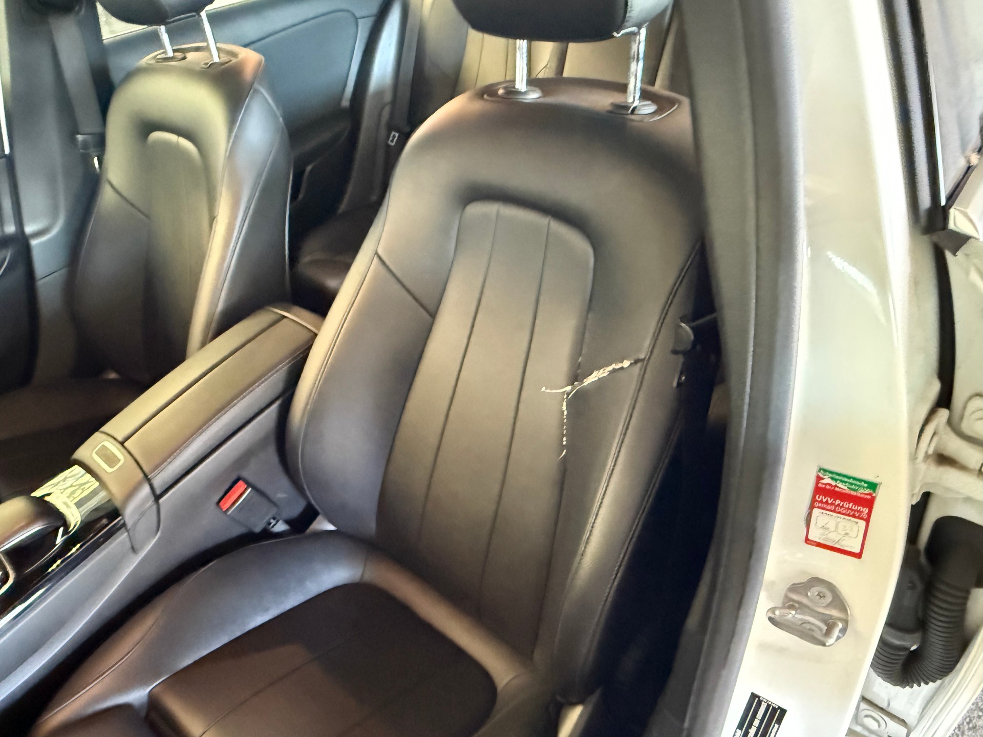 MERCEDES-BENZ A 220 Progressive 7G-DCT-image-13