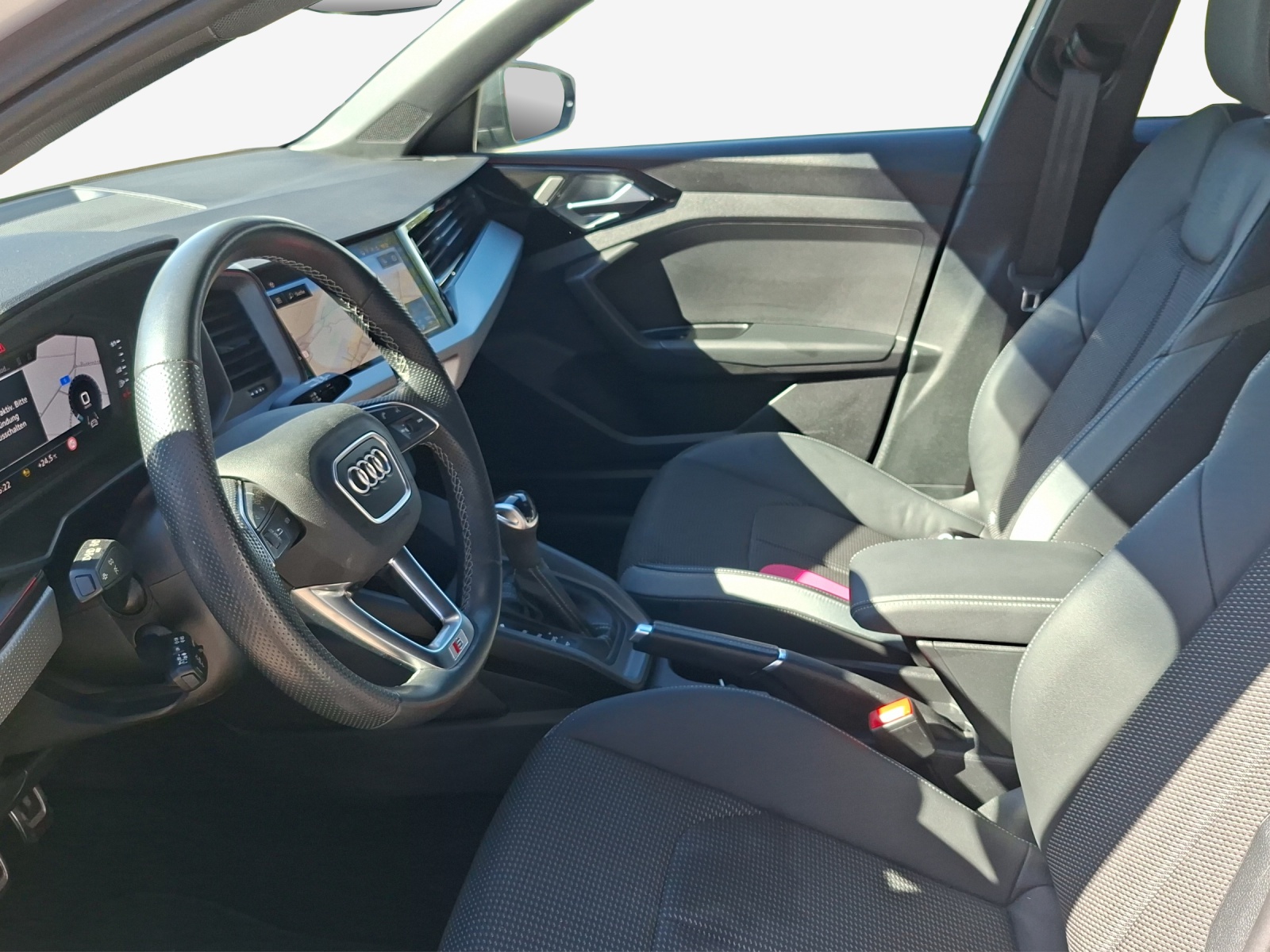 AUDI A1 allstreet 30 TFSI Attraction S-tronic-image-7