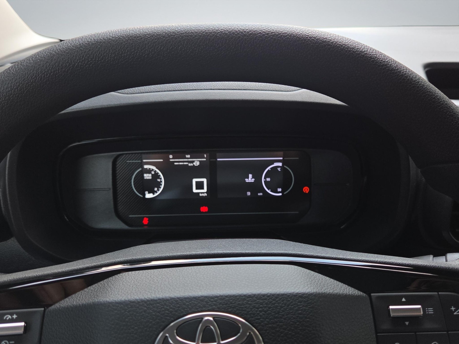 TOYOTA PROACE CITY Van L1 1.2 Active-image-10