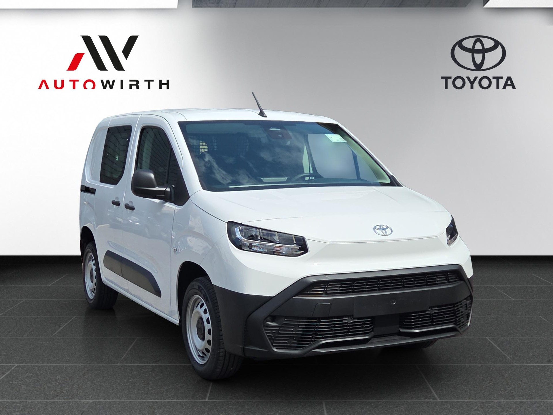 TOYOTA PROACE CITY Van L1 1.2 Active-image-2