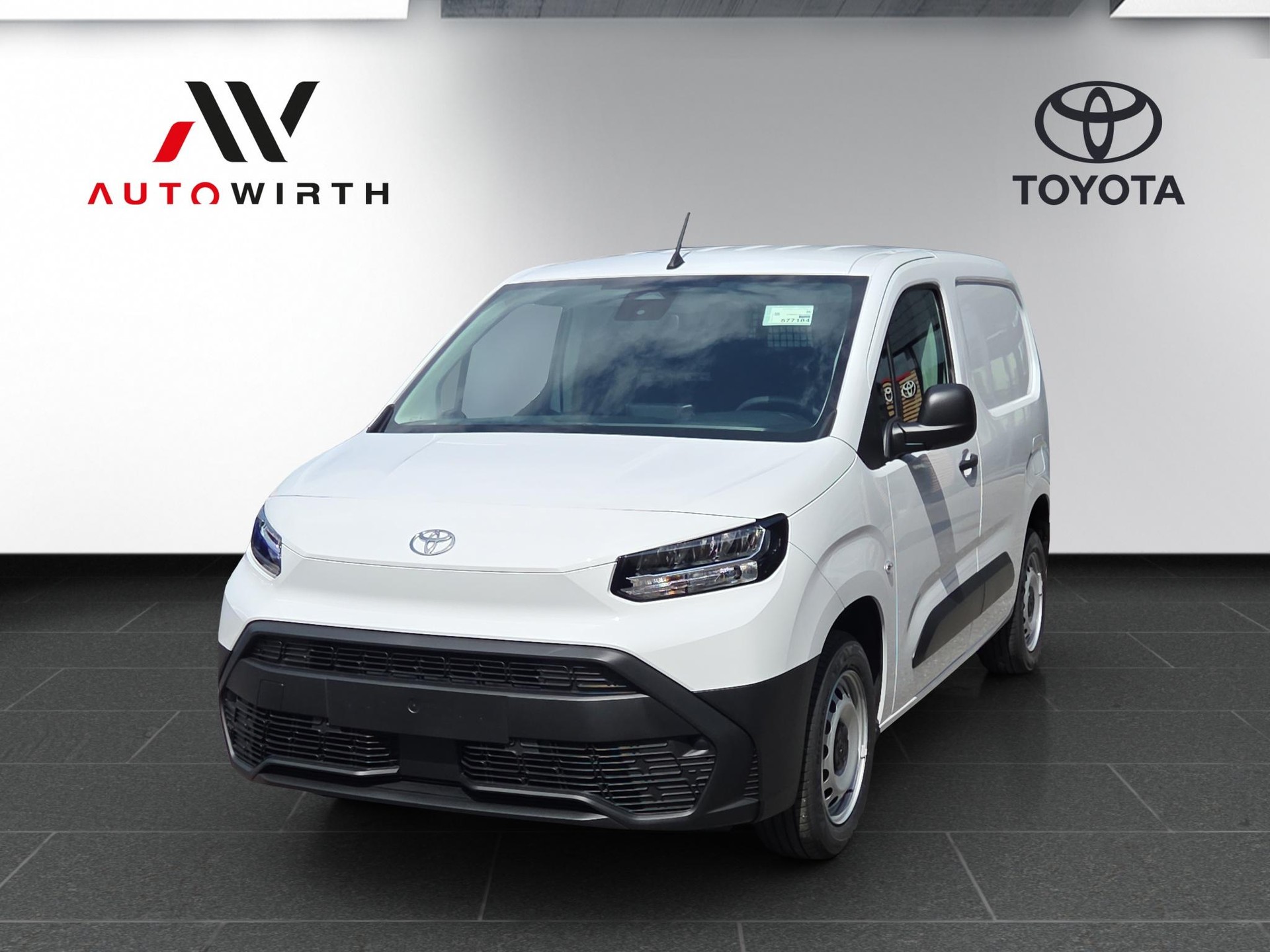 TOYOTA PROACE CITY Van L1 1.2 Active-image-0