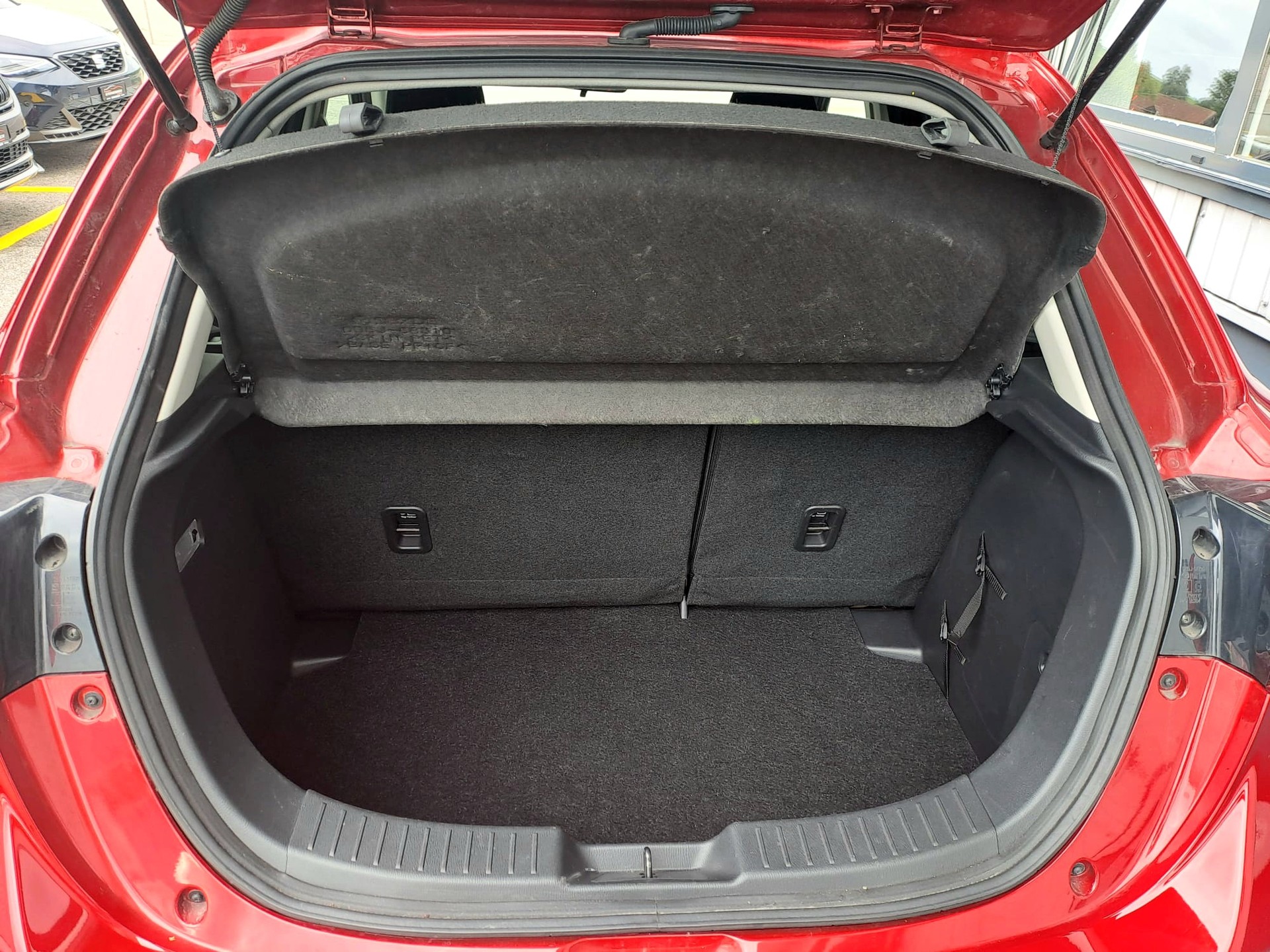 MAZDA 2 1.5i 16V Skyactiv-G Revolution-image-8