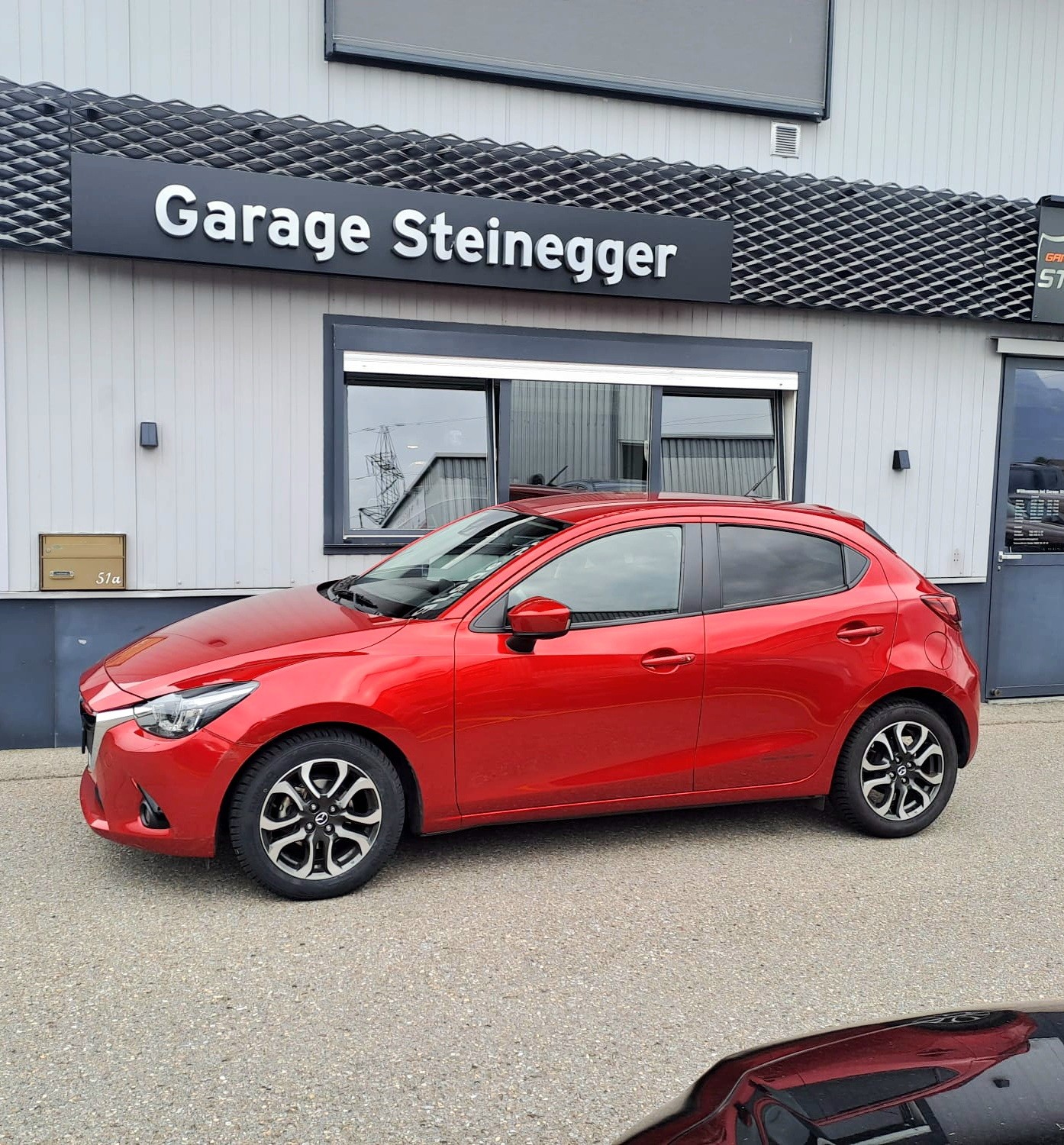 MAZDA 2 1.5i 16V Skyactiv-G Revolution-image-4
