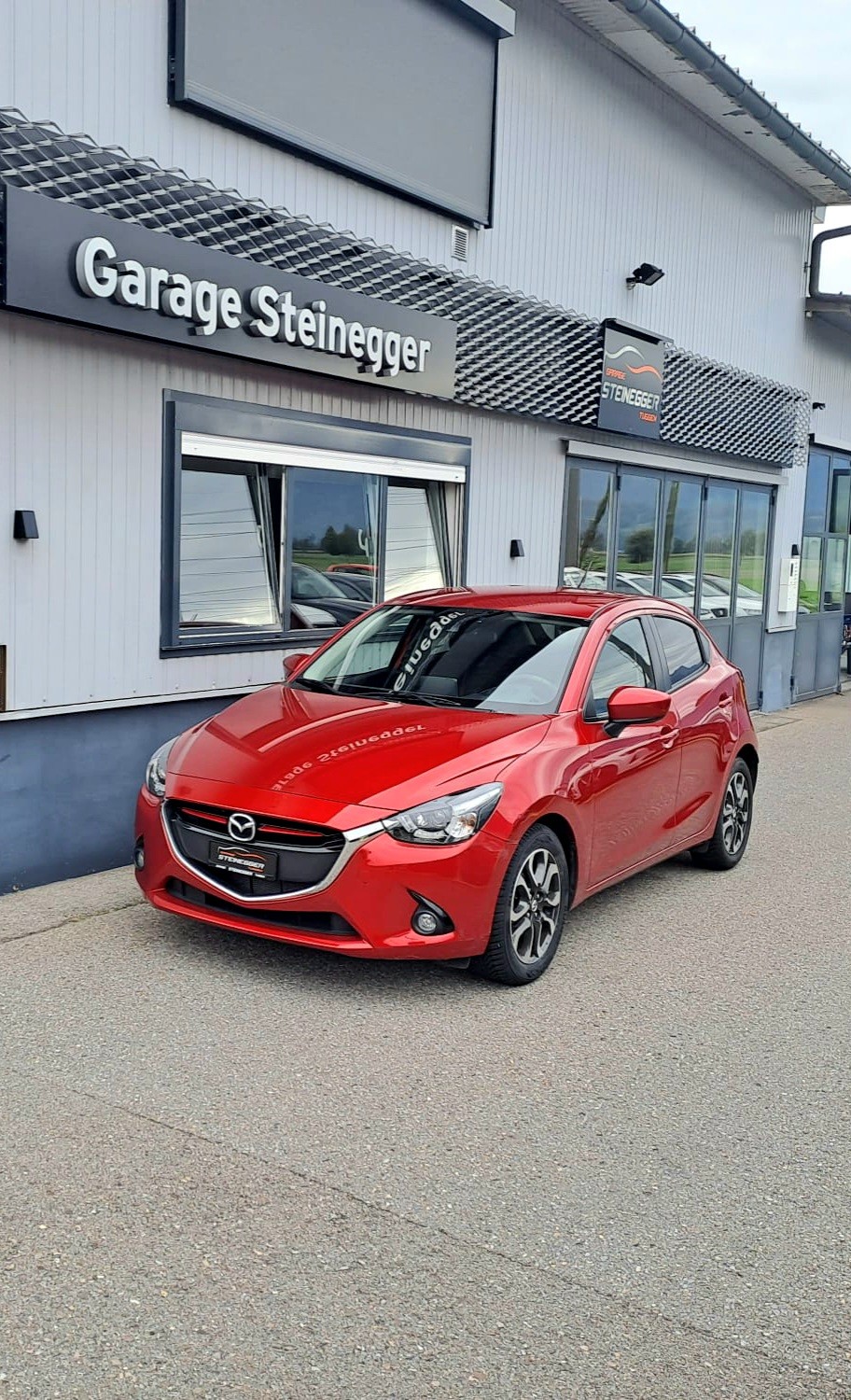 MAZDA 2 1.5i 16V Skyactiv-G Revolution-image-1