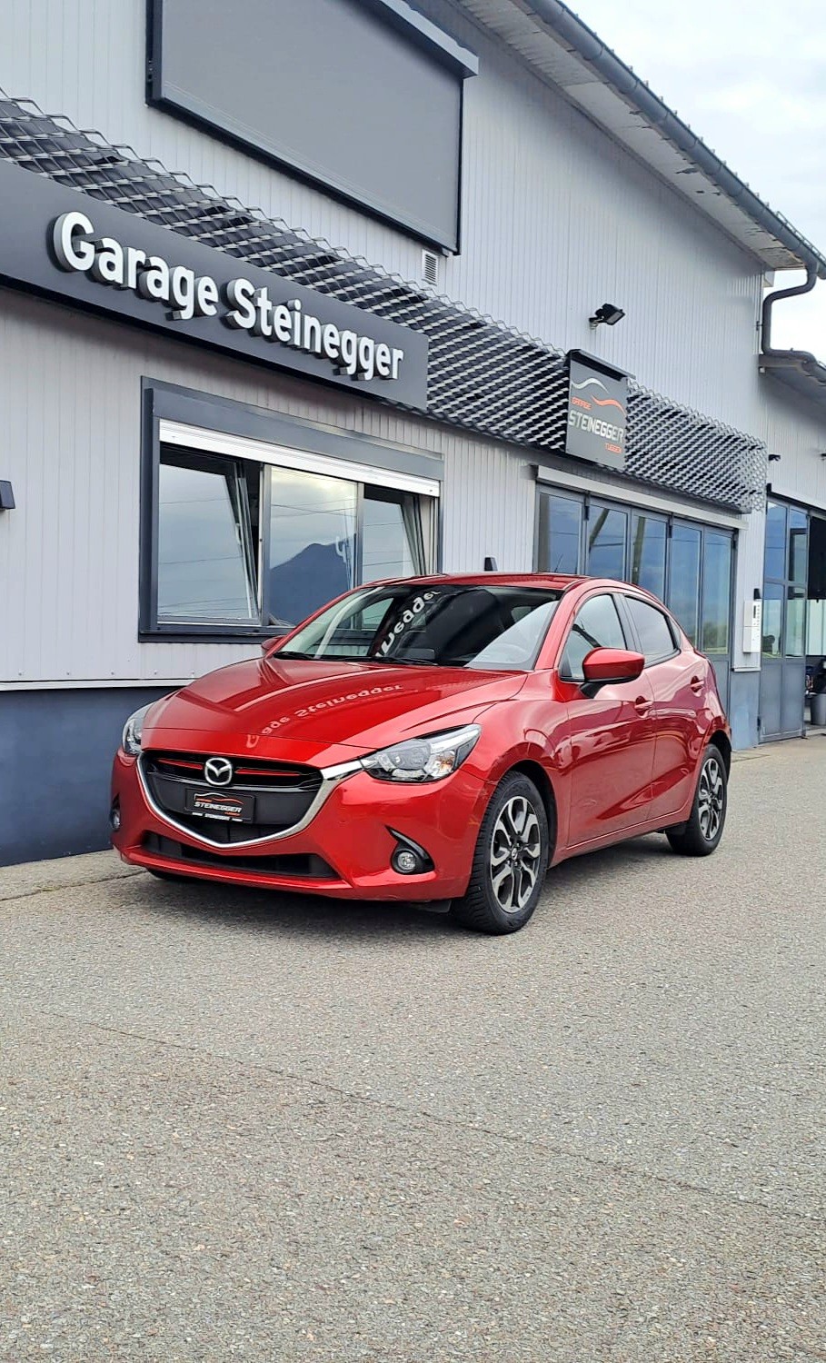 MAZDA 2 1.5i 16V Skyactiv-G Revolution-image-0