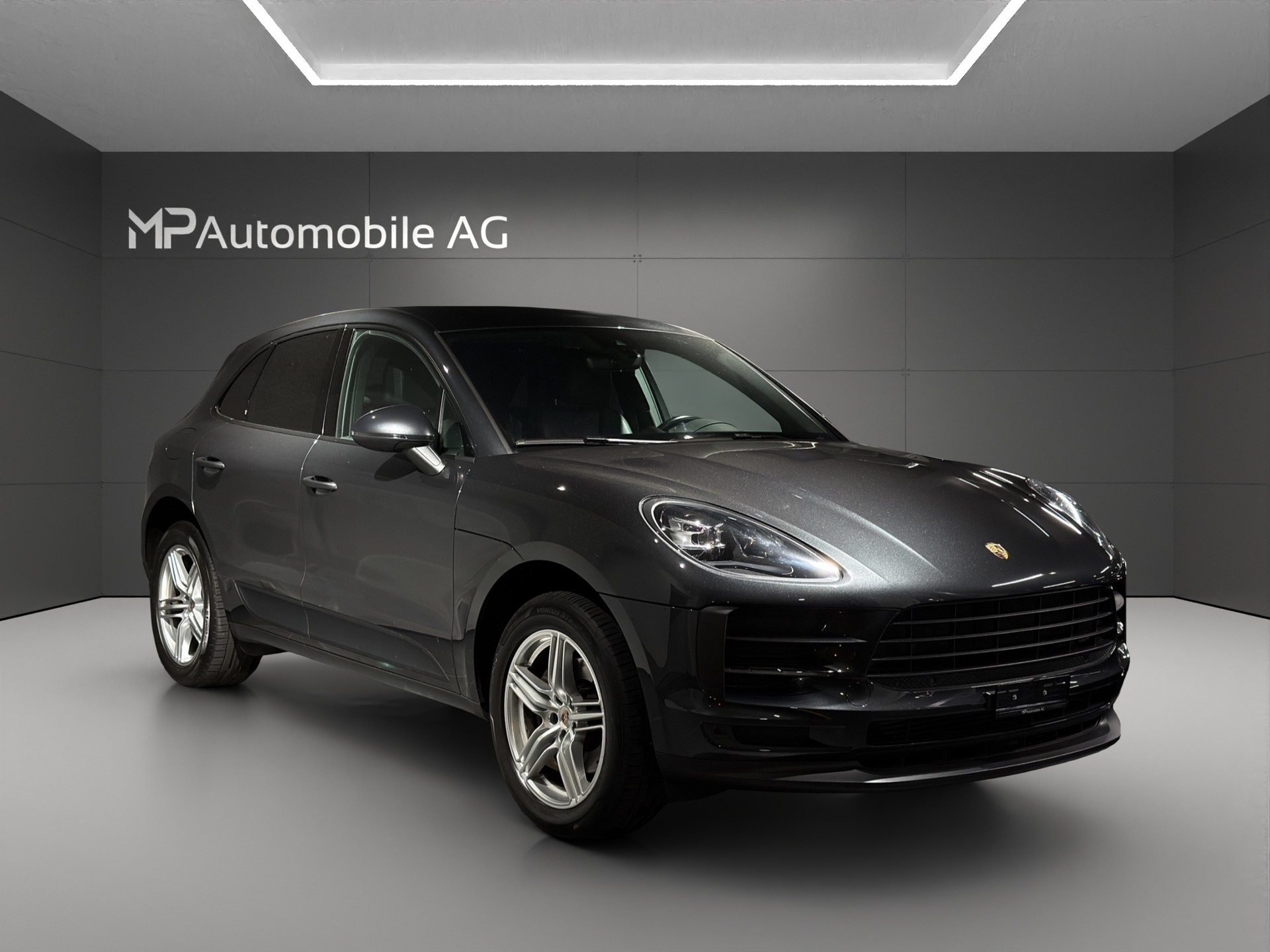 PORSCHE Macan PDK-image-1