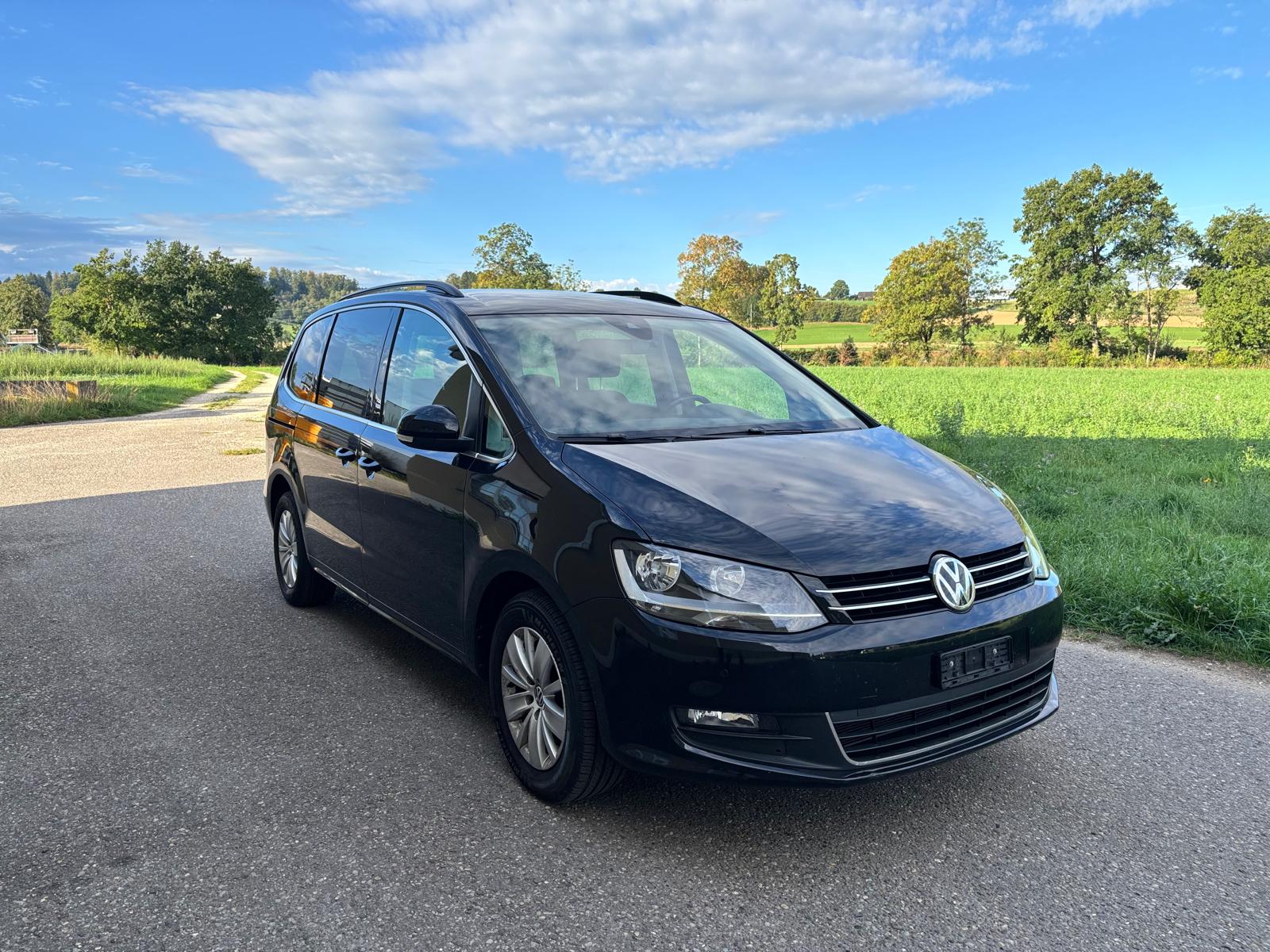 VW Sharan 2.0 TDI BMT Comfortline DSG-image-3