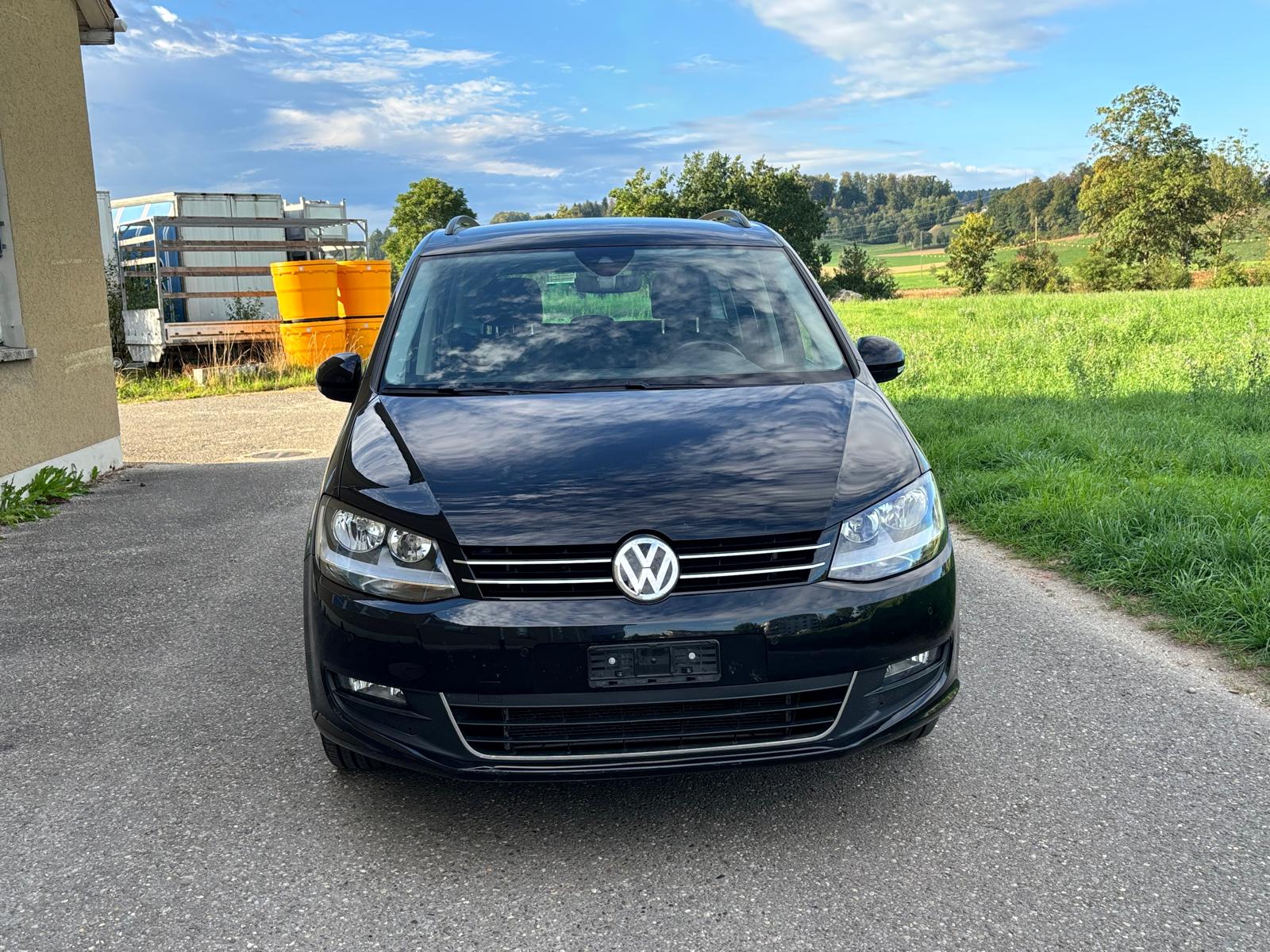 VW Sharan 2.0 TDI BMT Comfortline DSG-image-6