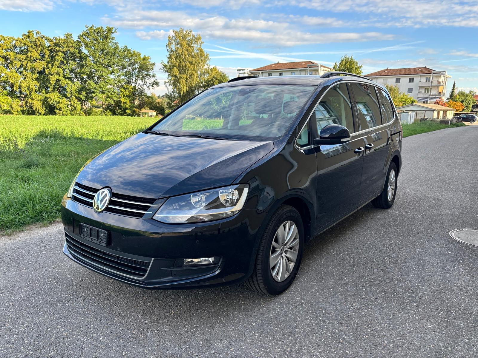 VW Sharan 2.0 TDI BMT Comfortline DSG-image-9