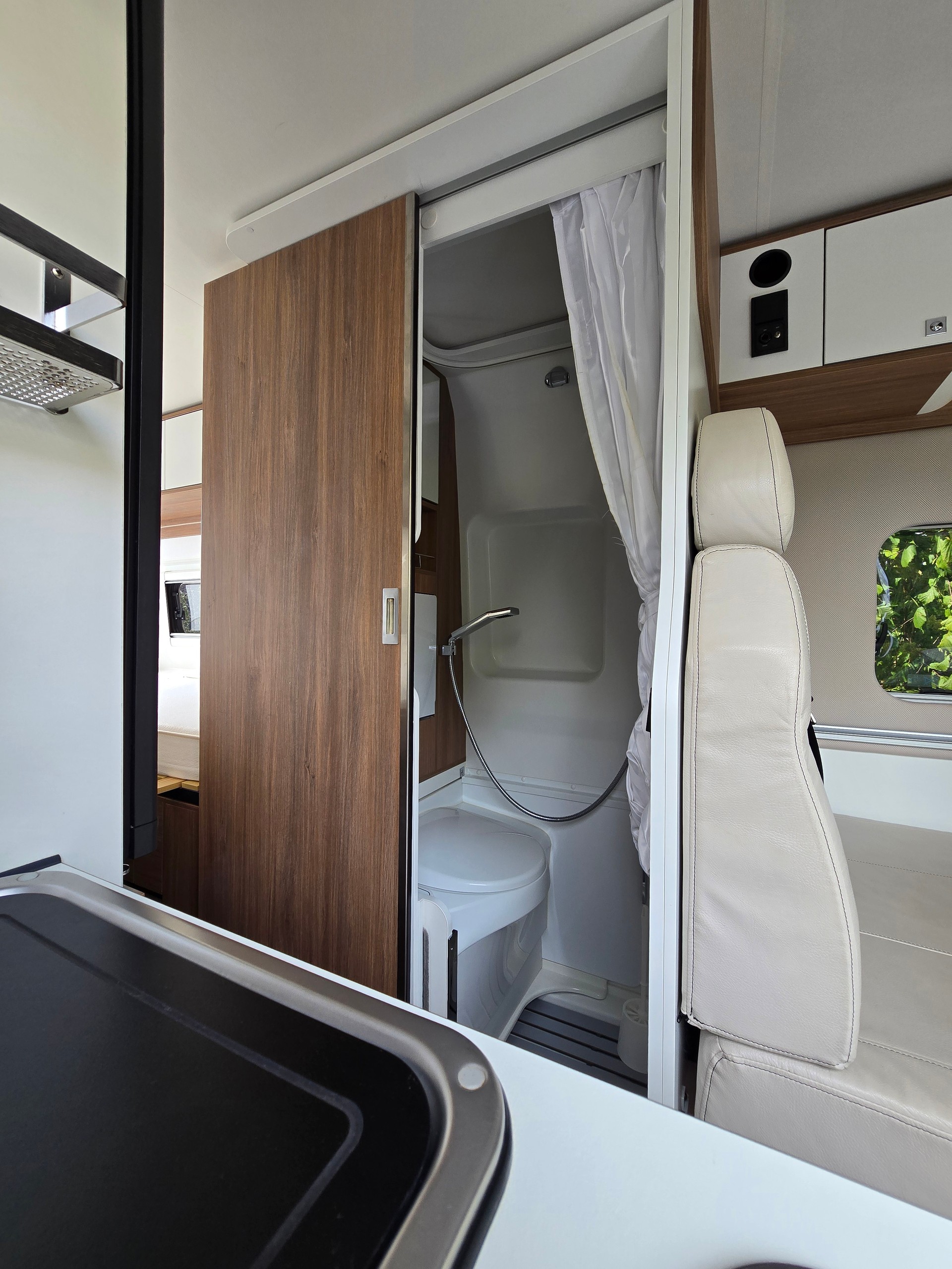 PILOTE V630J-T-image-2