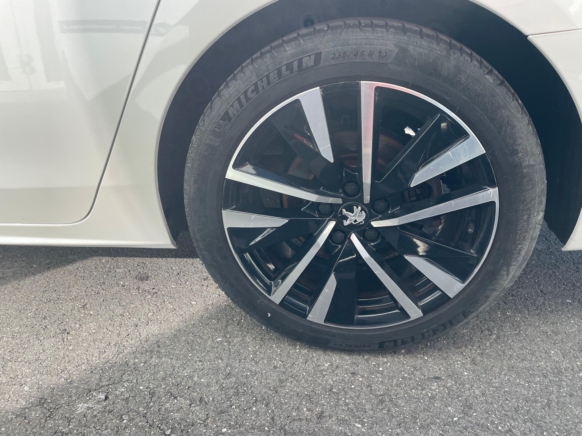 PEUGEOT 508 SW 1.6 PureTech GT Line-image-13