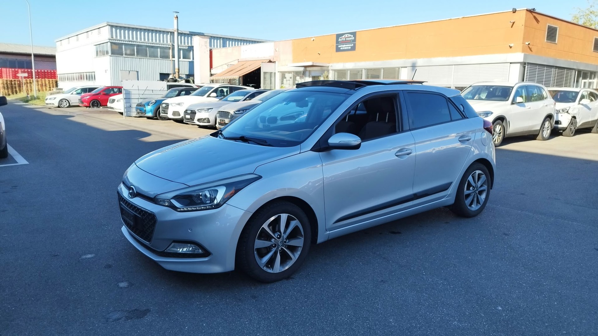 HYUNDAI i20 1.4 Launch Plus-image-0