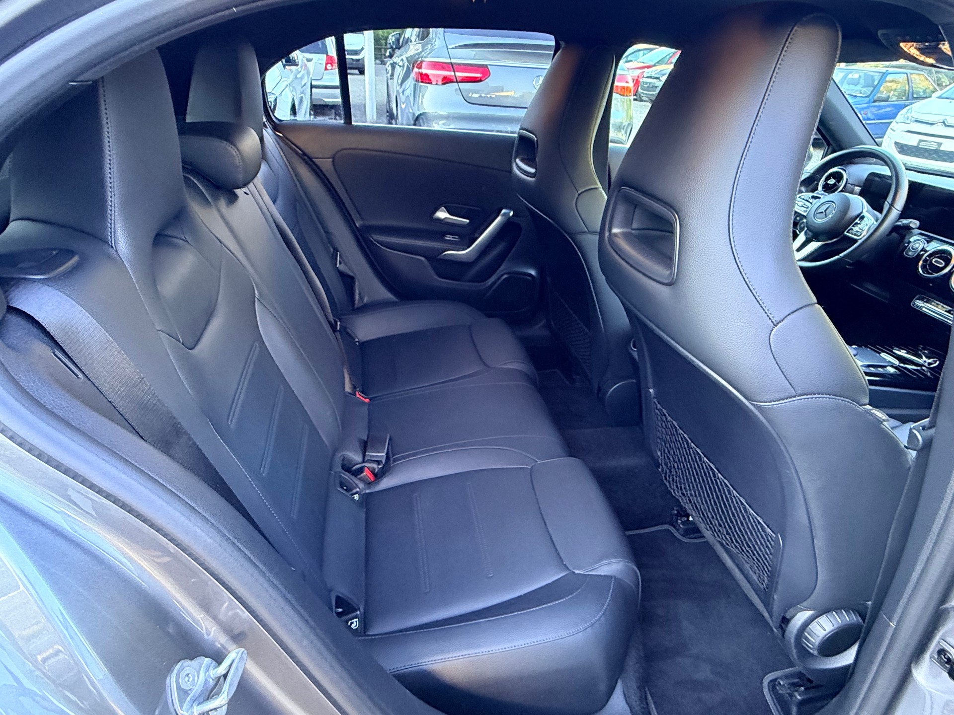 MERCEDES-BENZ A 180 Night Star 7G-DCT-image-14