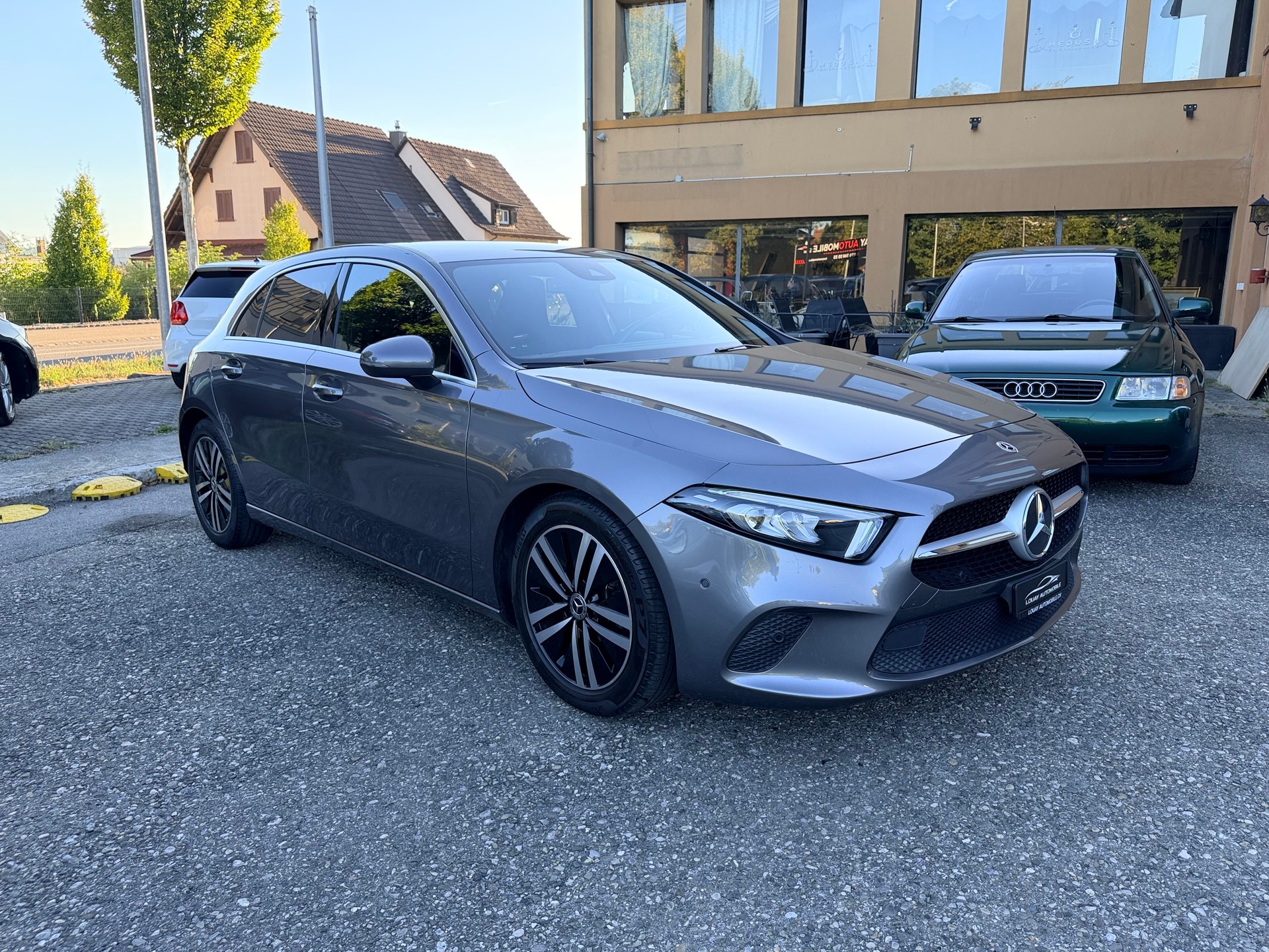 MERCEDES-BENZ A 180 Night Star 7G-DCT-image-8