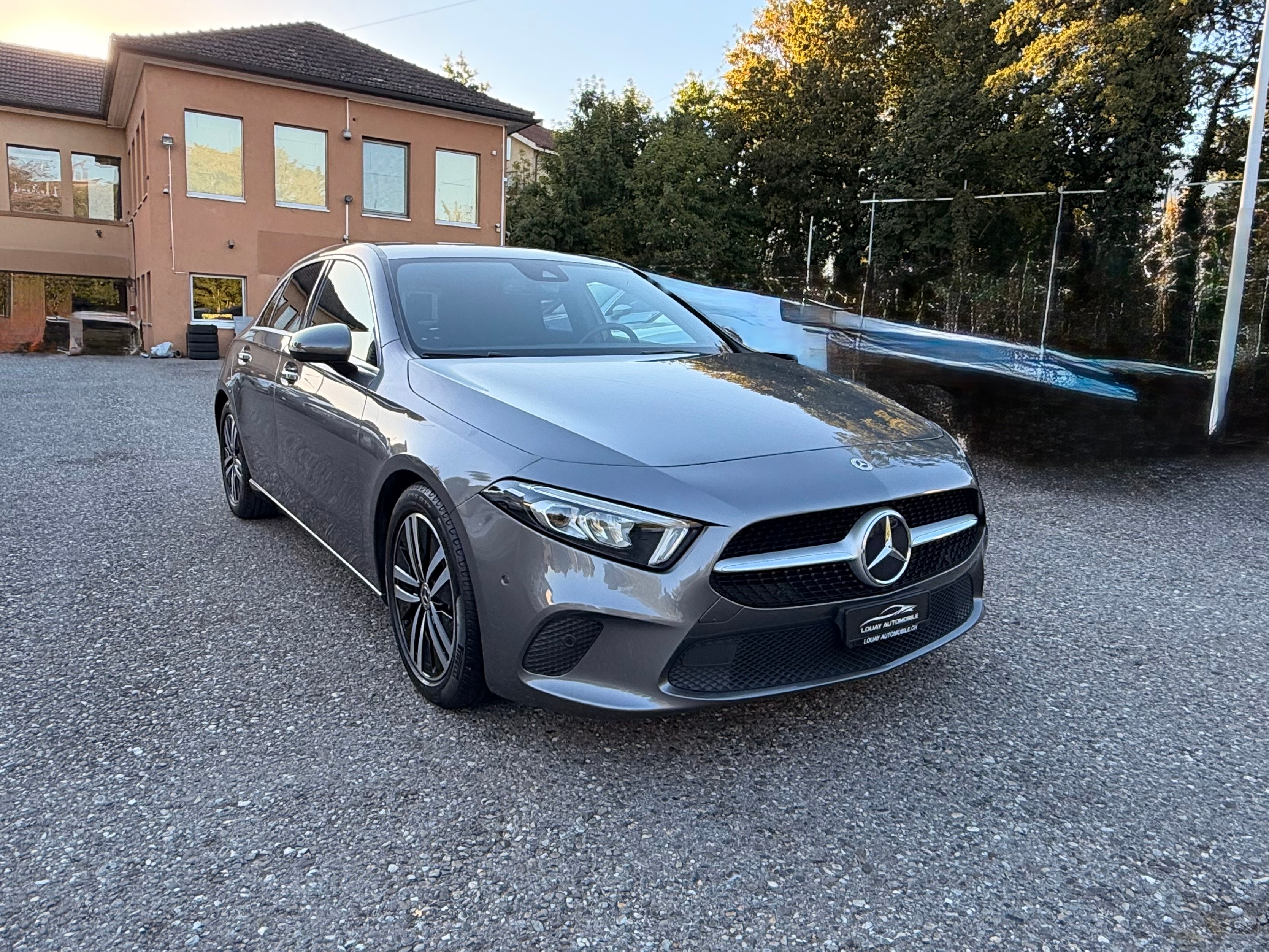Car photo