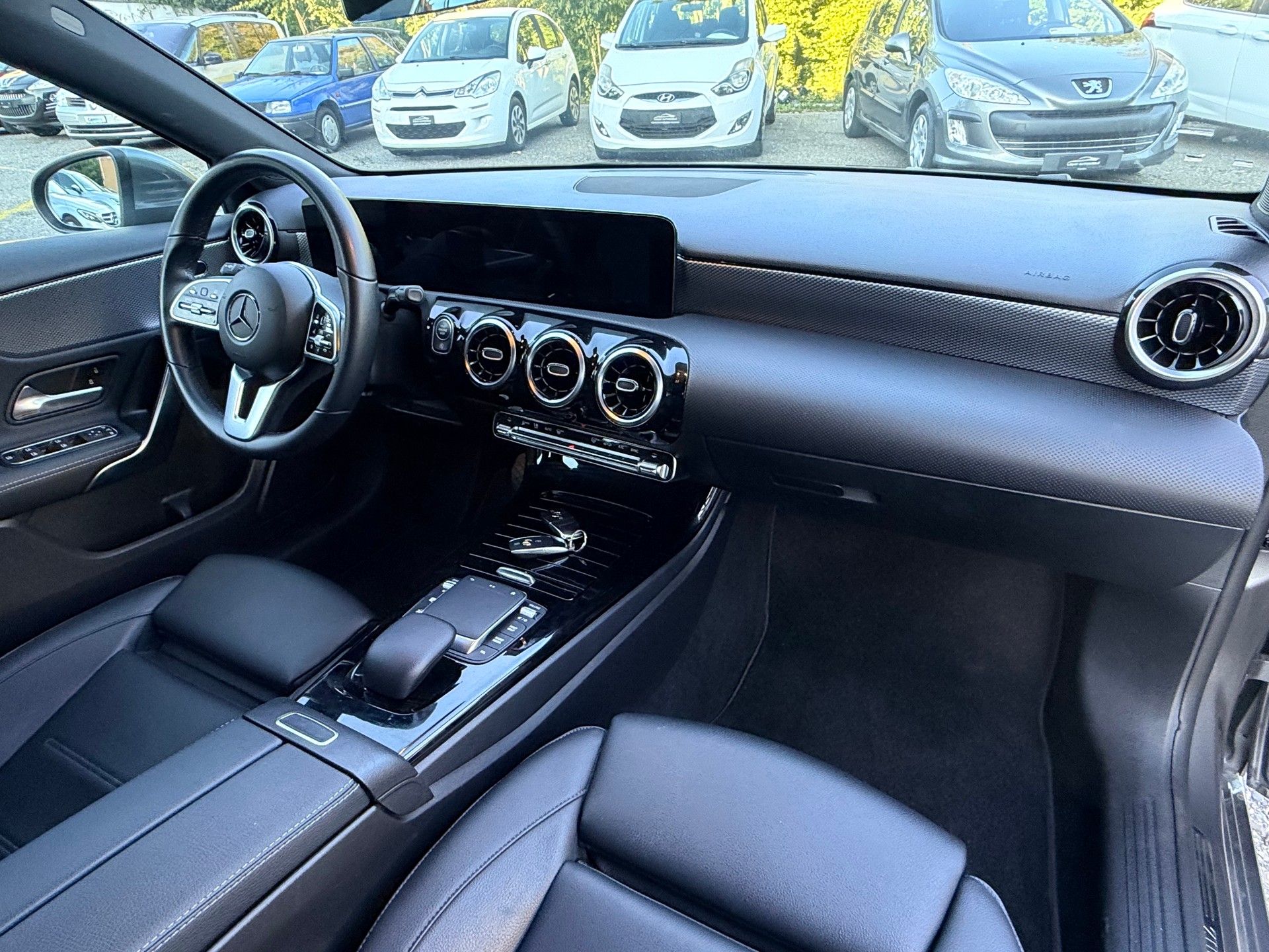 MERCEDES-BENZ A 180 Night Star 7G-DCT-image-11
