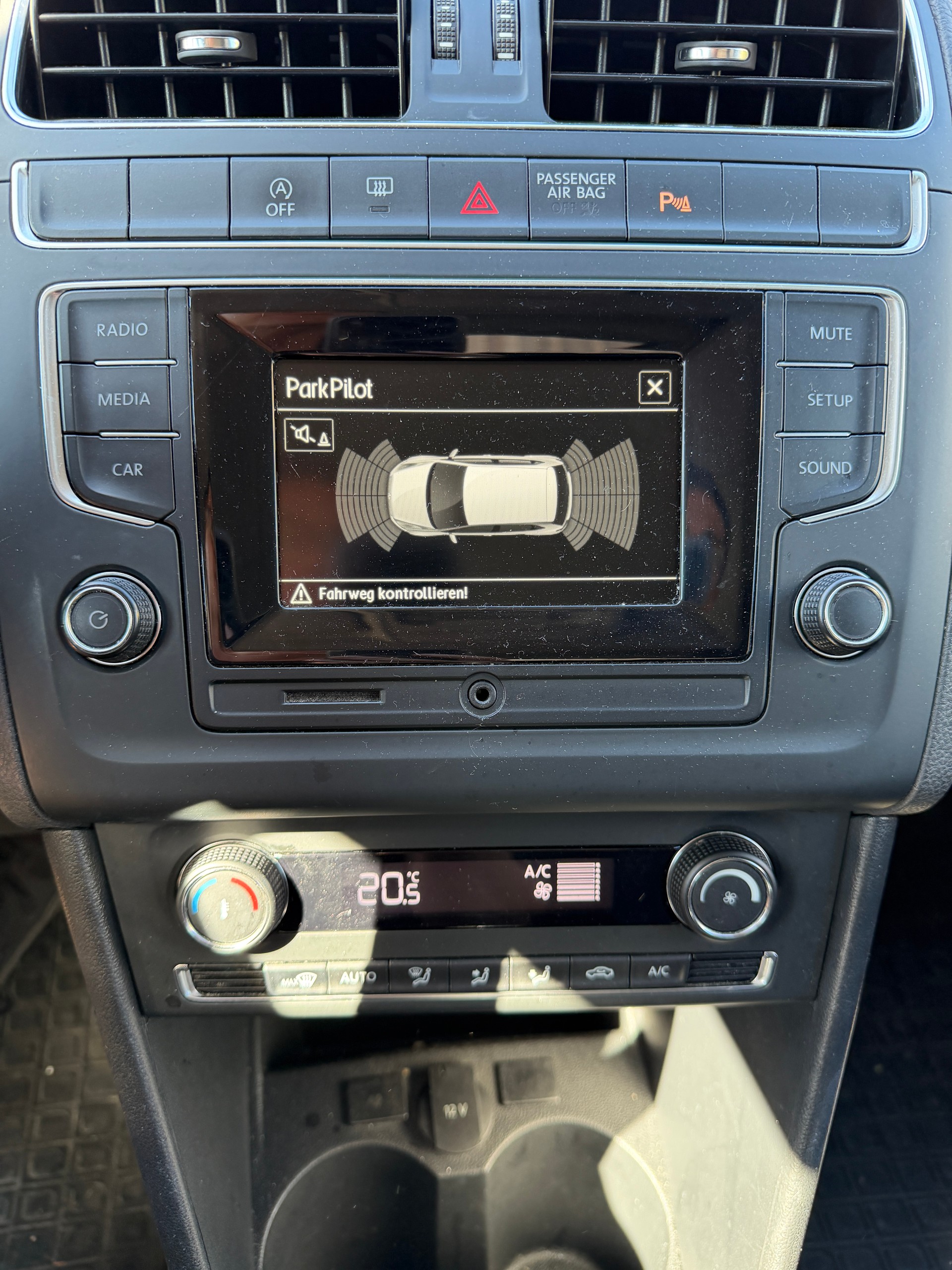 VW Polo 1.2 TSI BMT Comfortline DSG-image-11