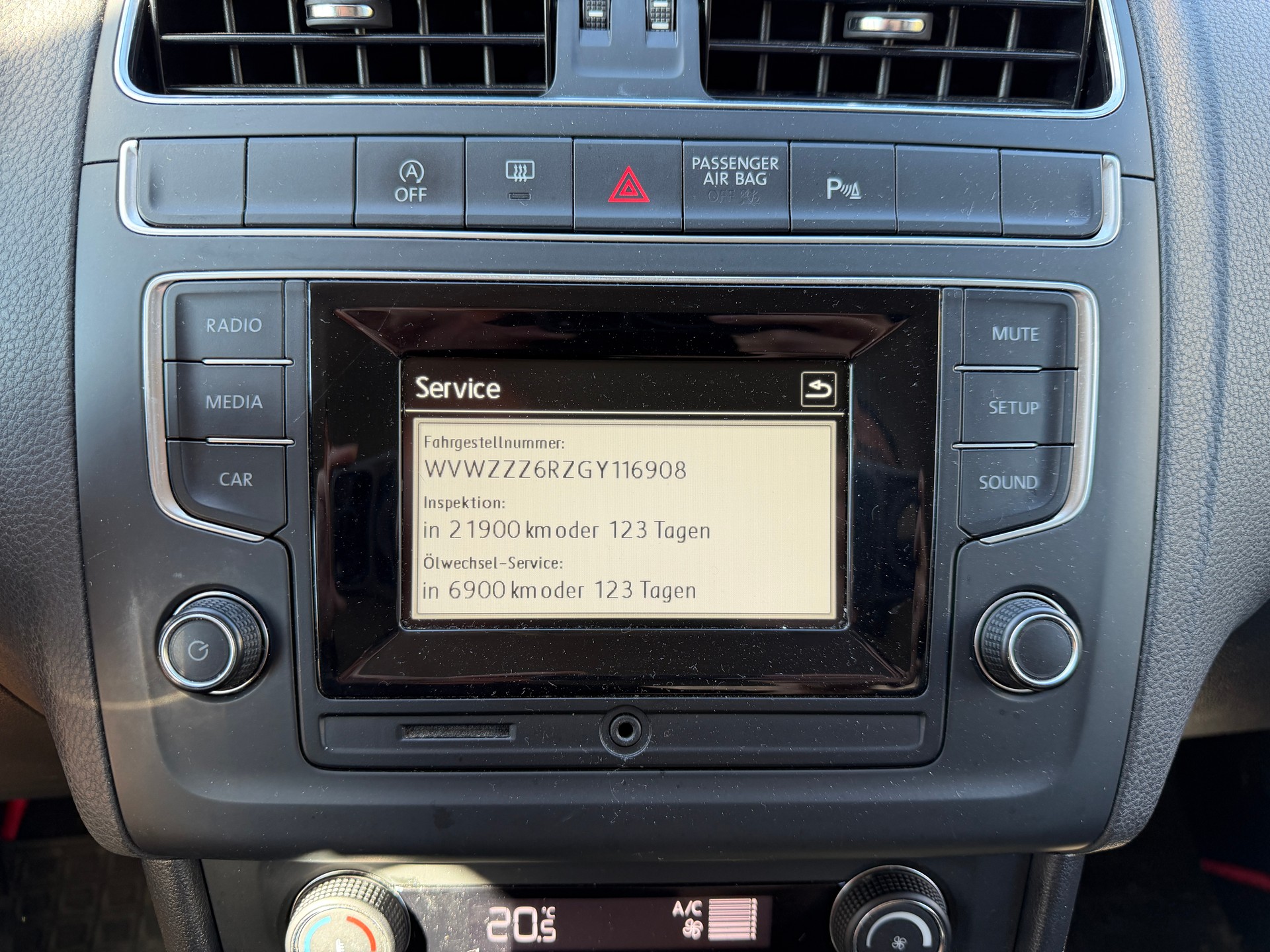 VW Polo 1.2 TSI BMT Comfortline DSG-image-13
