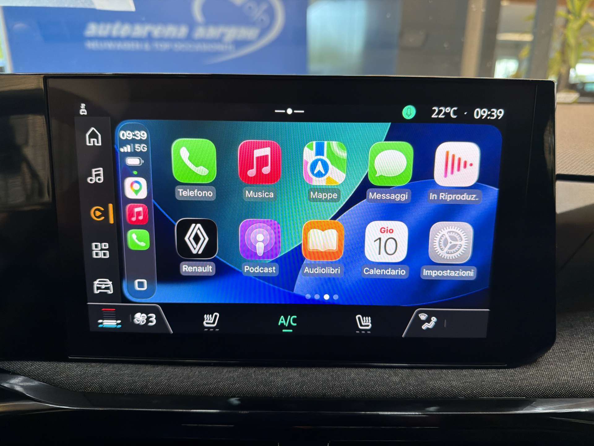 RENAULT Clio 1.2 TCe Evolution NEUES MODELL EDC-Automat-image-9