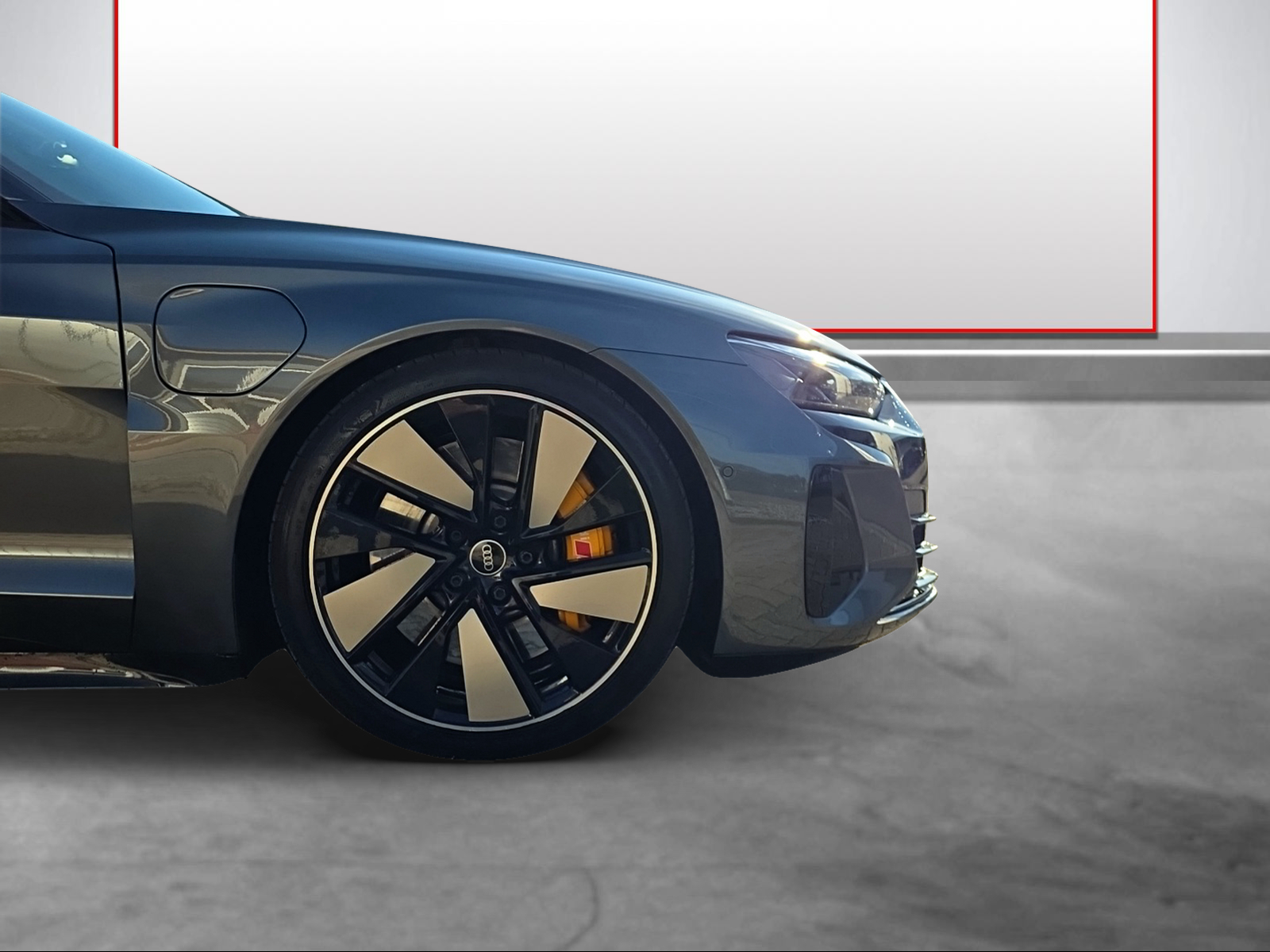 AUDI e-tron GT quattro-image-14