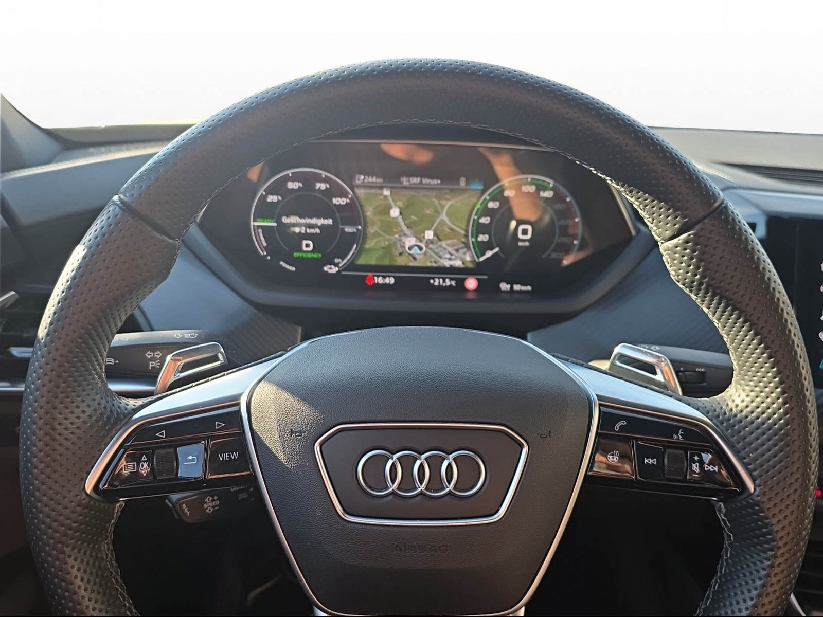 AUDI e-tron GT quattro-image-4