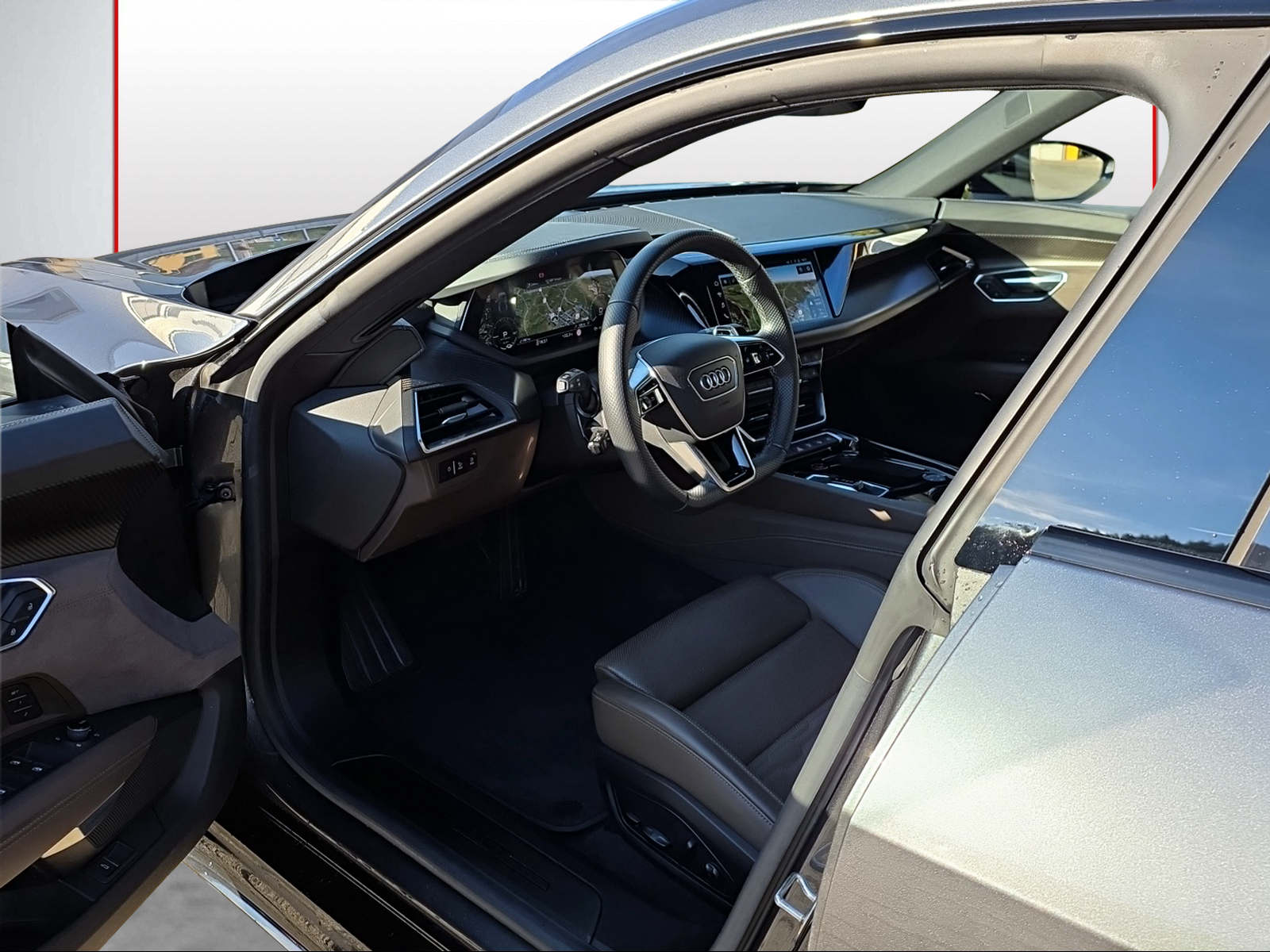 AUDI e-tron GT quattro-image-5