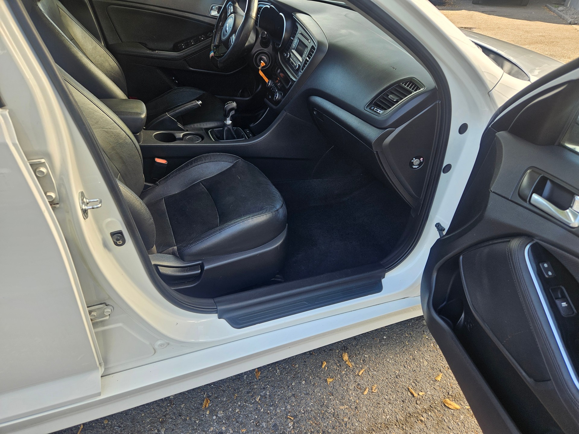 KIA OPTIMA-image-14